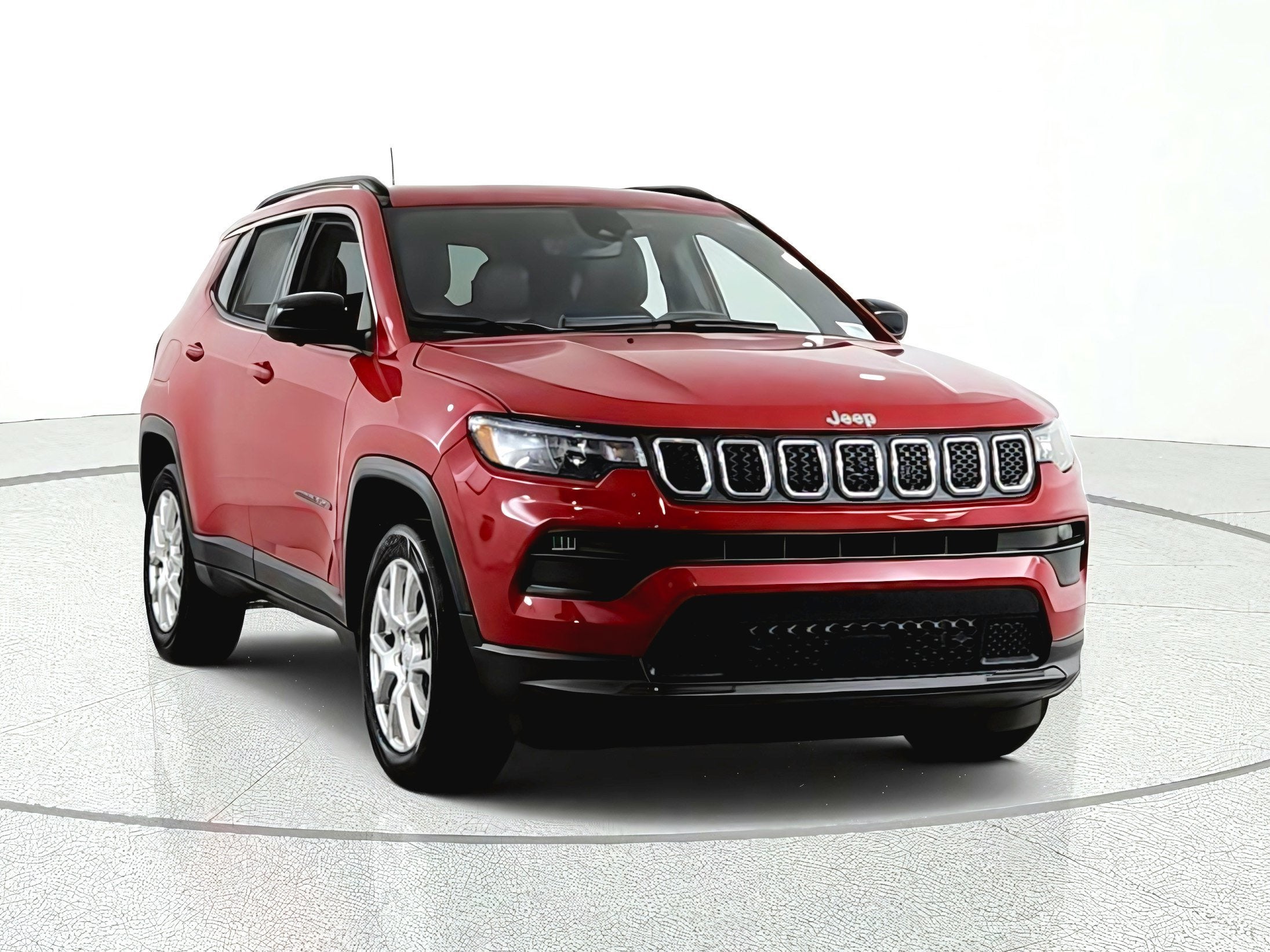 2023 Jeep Compass Latitude Lux FWD