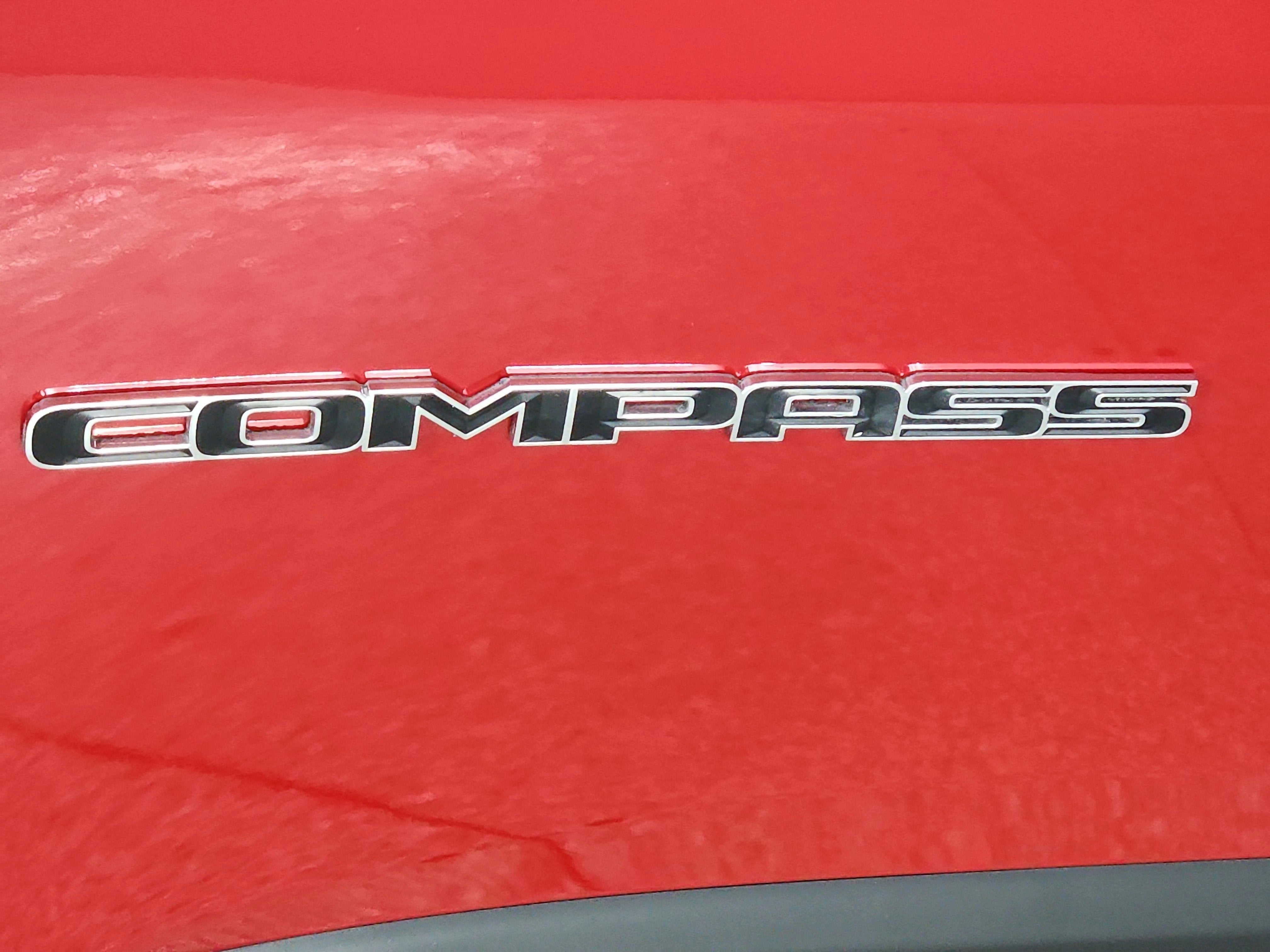 2023 Jeep Compass Latitude Lux FWD