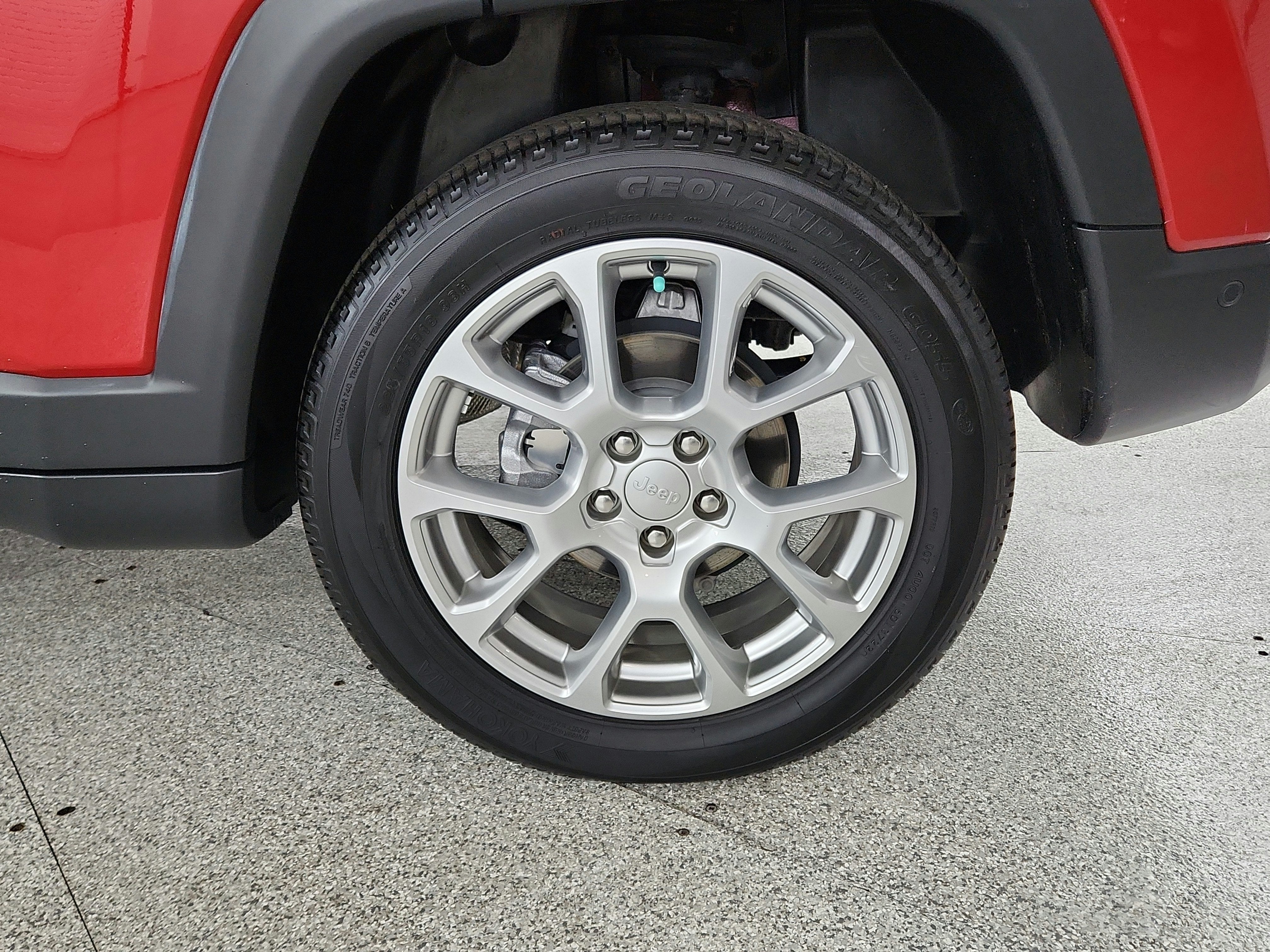 2023 Jeep Compass Latitude Lux FWD
