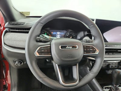 2023 Jeep Compass Latitude Lux FWD