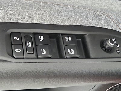 2023 Jeep Compass Latitude Lux FWD