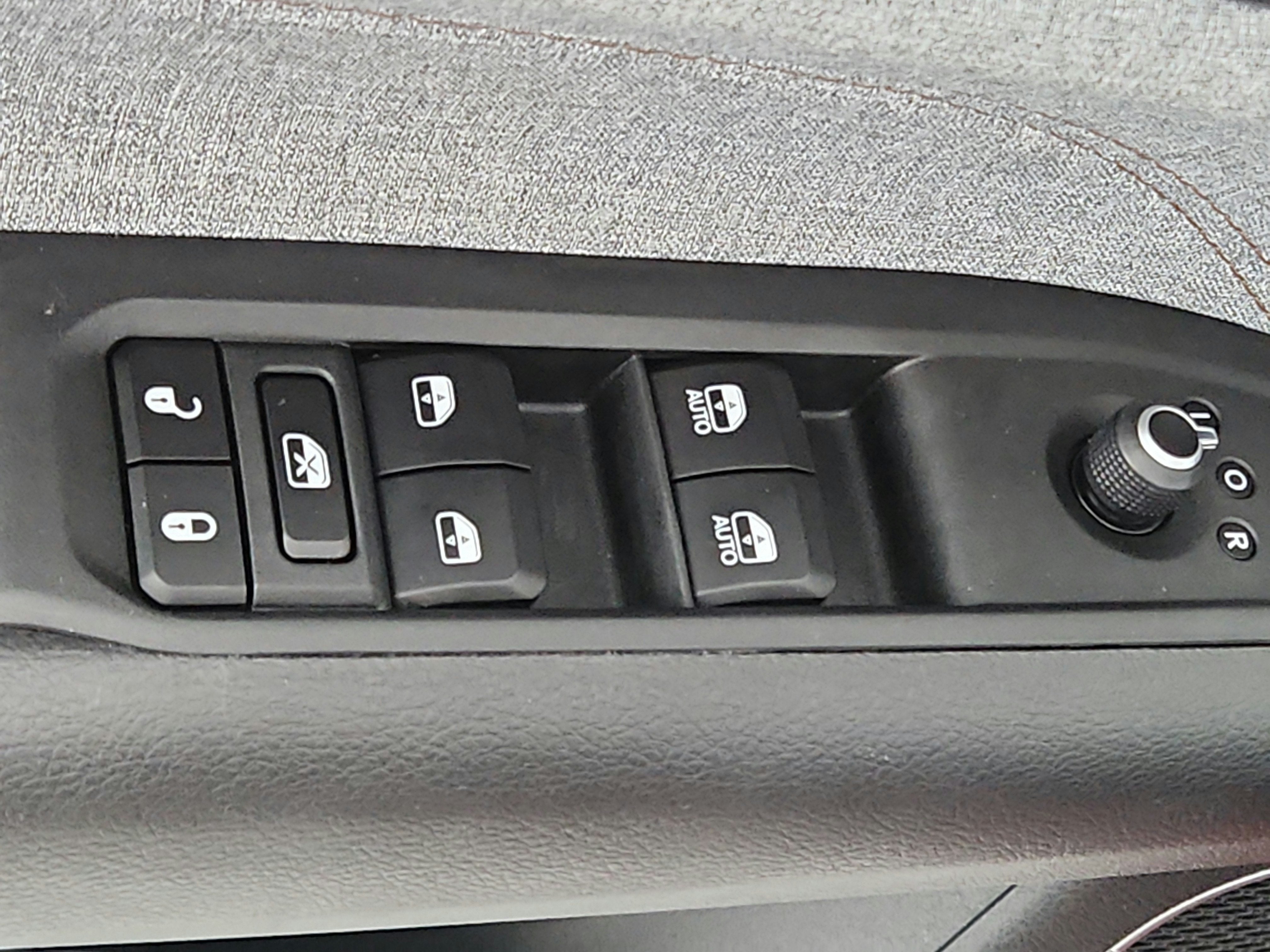 2023 Jeep Compass Latitude Lux FWD