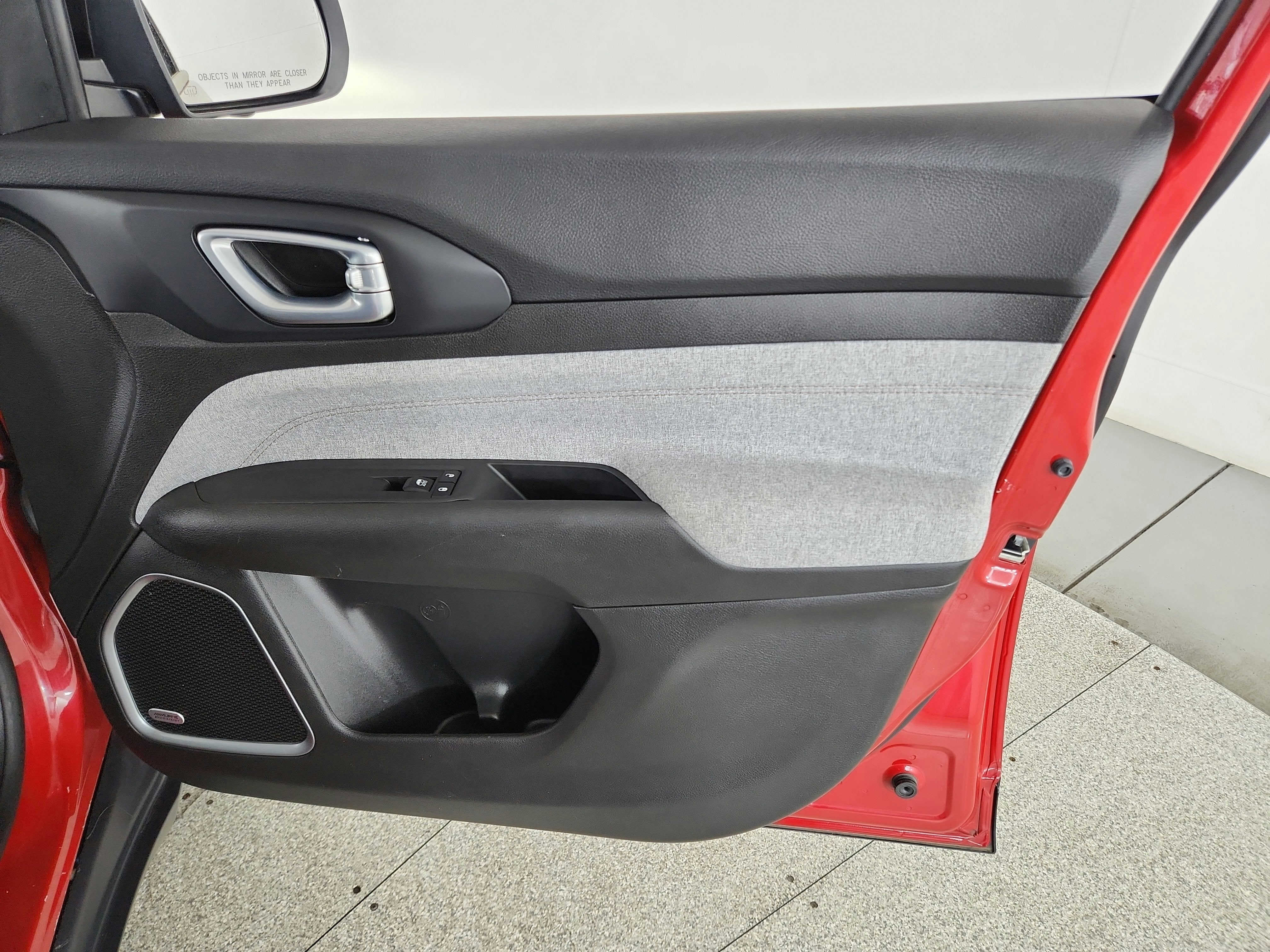 2023 Jeep Compass Latitude Lux FWD