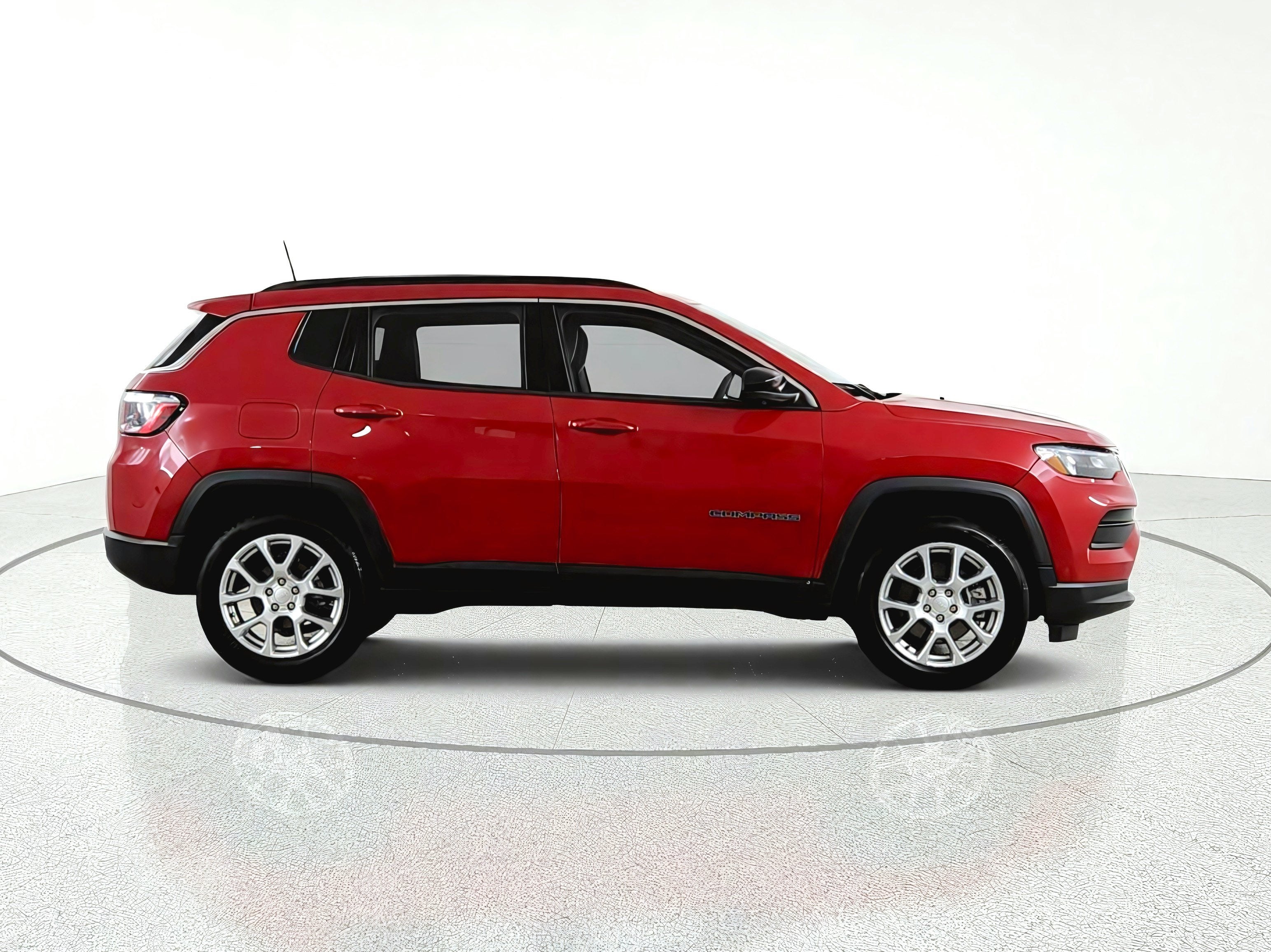 2023 Jeep Compass Latitude Lux FWD