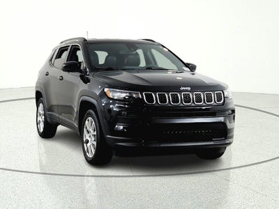 2023 Jeep Compass Latitude Lux FWD