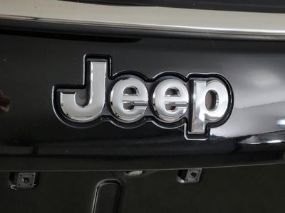 2023 Jeep Compass Latitude Lux FWD