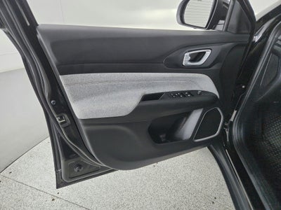 2023 Jeep Compass Latitude Lux FWD