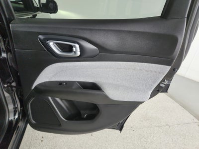 2023 Jeep Compass Latitude Lux FWD