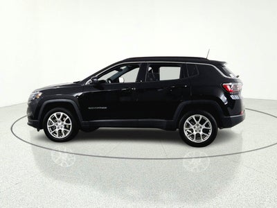 2023 Jeep Compass Latitude Lux FWD