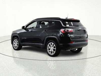 2023 Jeep Compass Latitude Lux FWD