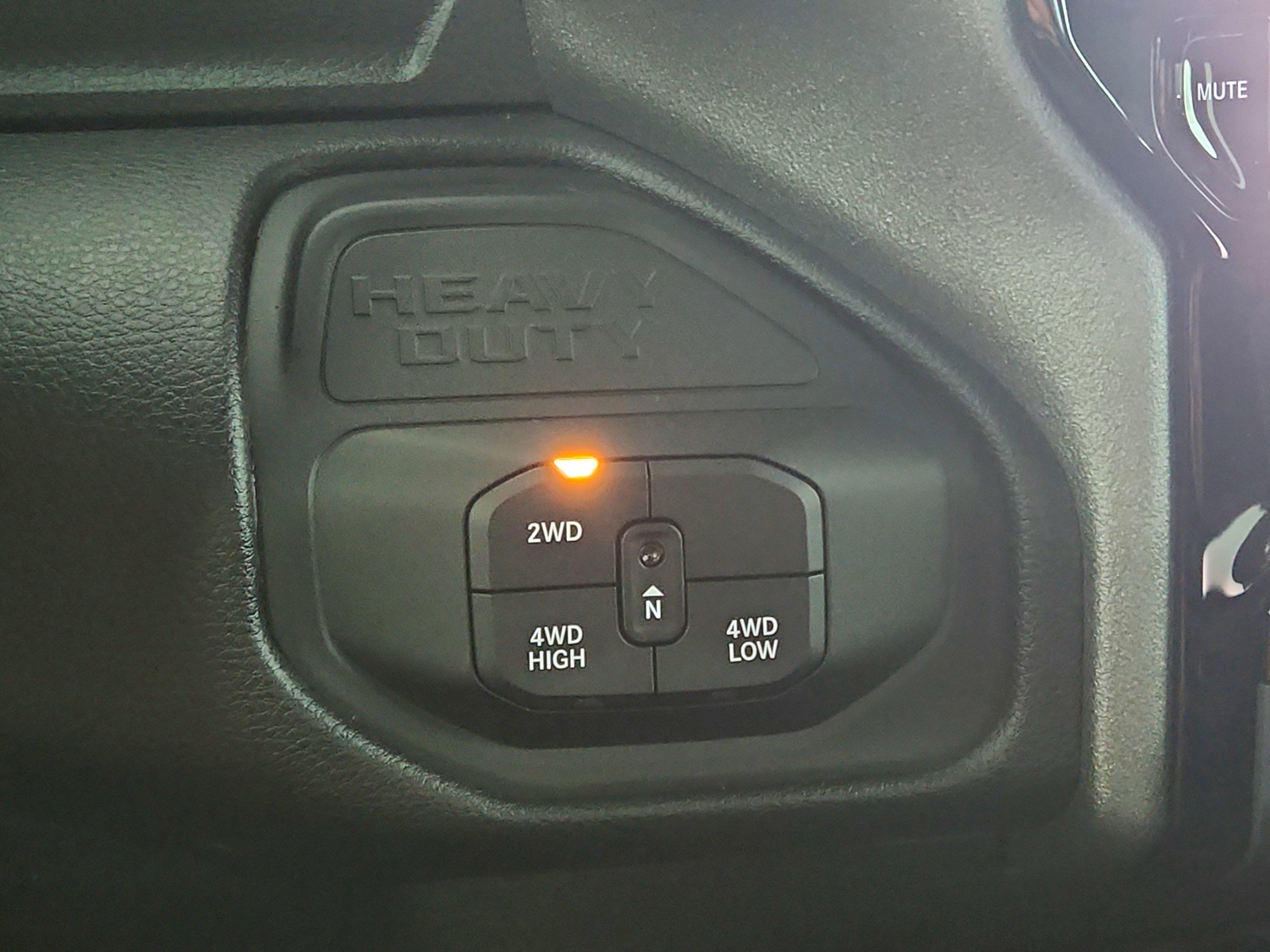 2025 RAM 2500 Tradesman Crew Cab 4x4 6'4' Box