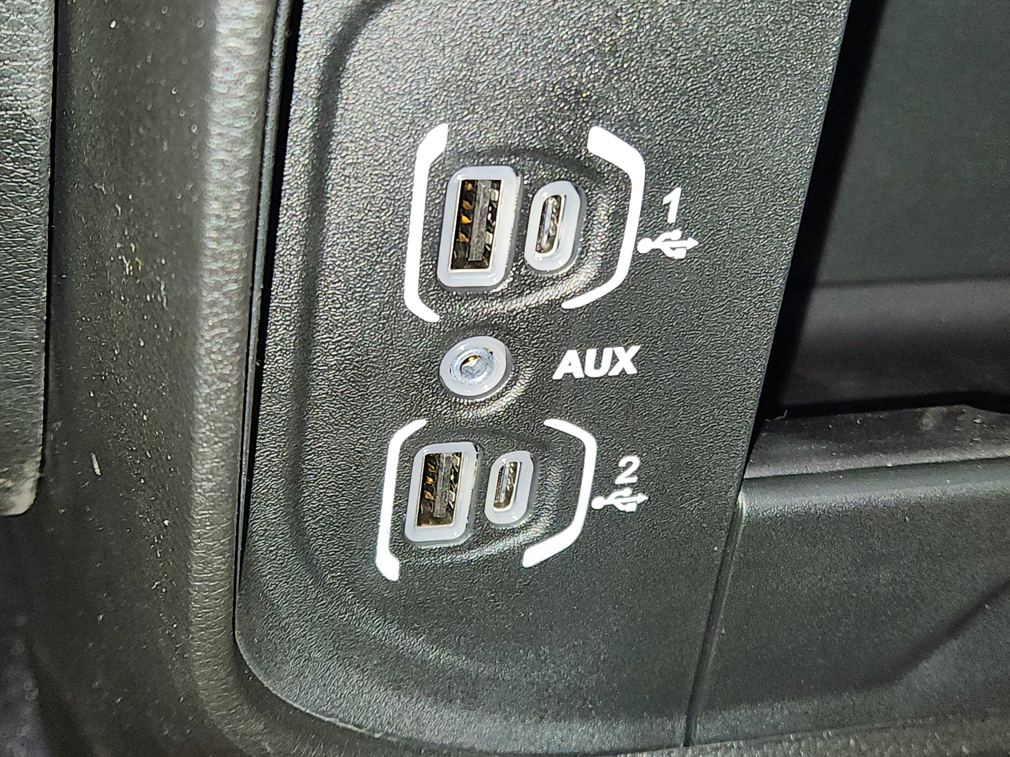 2025 RAM 2500 Tradesman Crew Cab 4x4 6'4' Box