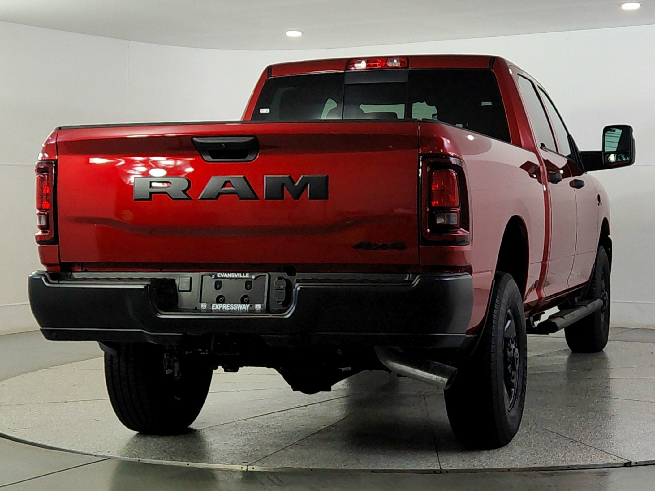 2025 RAM 2500 Tradesman Crew Cab 4x4 6'4' Box