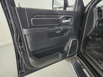 2025 RAM 2500 Laramie Crew Cab 4x4 6'4' Box