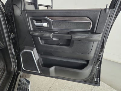 2025 RAM 2500 Laramie Crew Cab 4x4 6'4' Box
