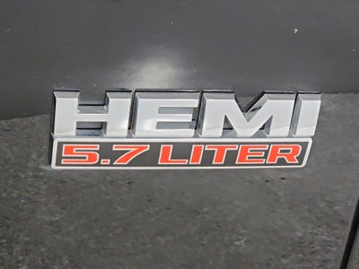 2019 RAM 1500 Classic SLT Crew Cab 4x4 5'7' Box