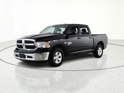 2019 RAM 1500 Classic SLT Crew Cab 4x4 5'7' Box