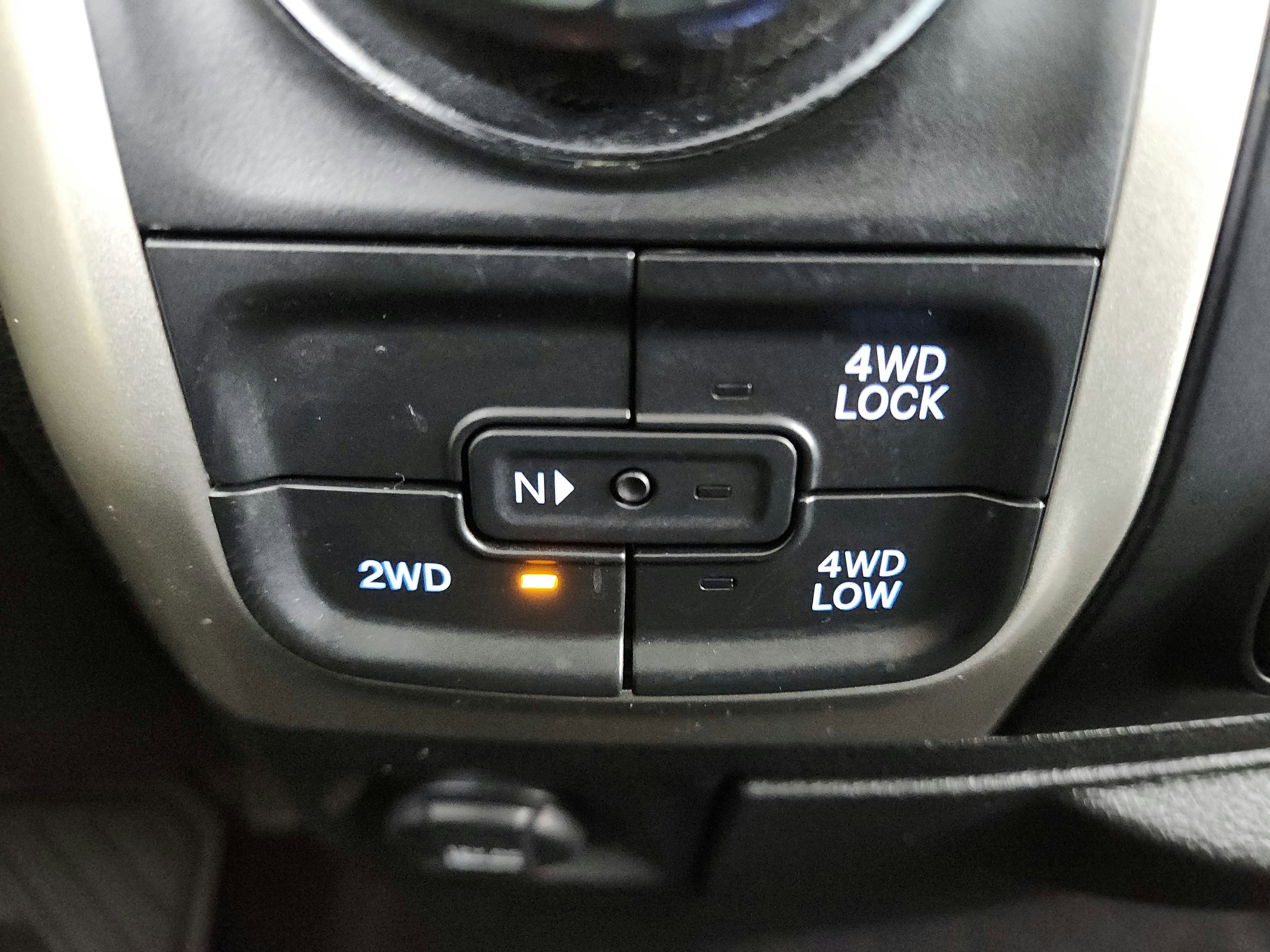 2019 RAM 1500 Classic SLT Crew Cab 4x4 5'7' Box