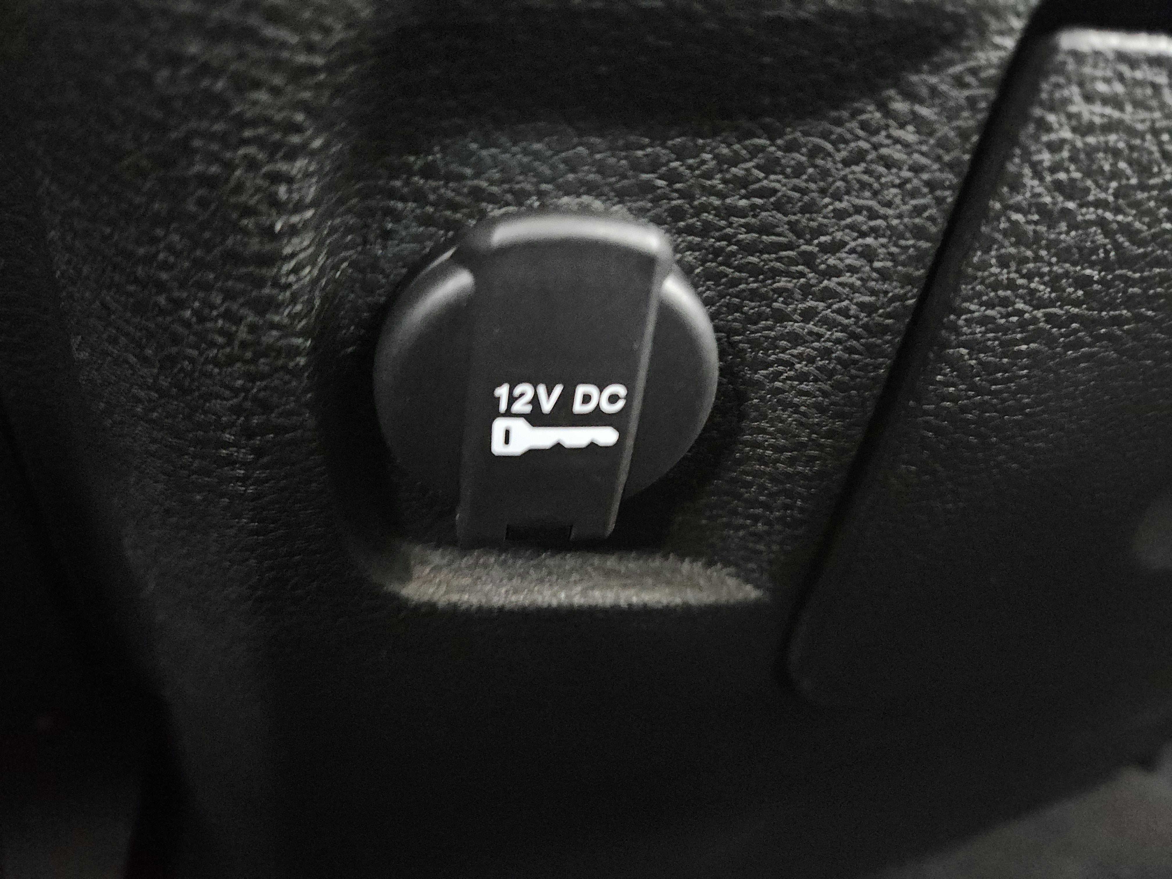 2019 RAM 1500 Classic SLT Crew Cab 4x4 5'7' Box