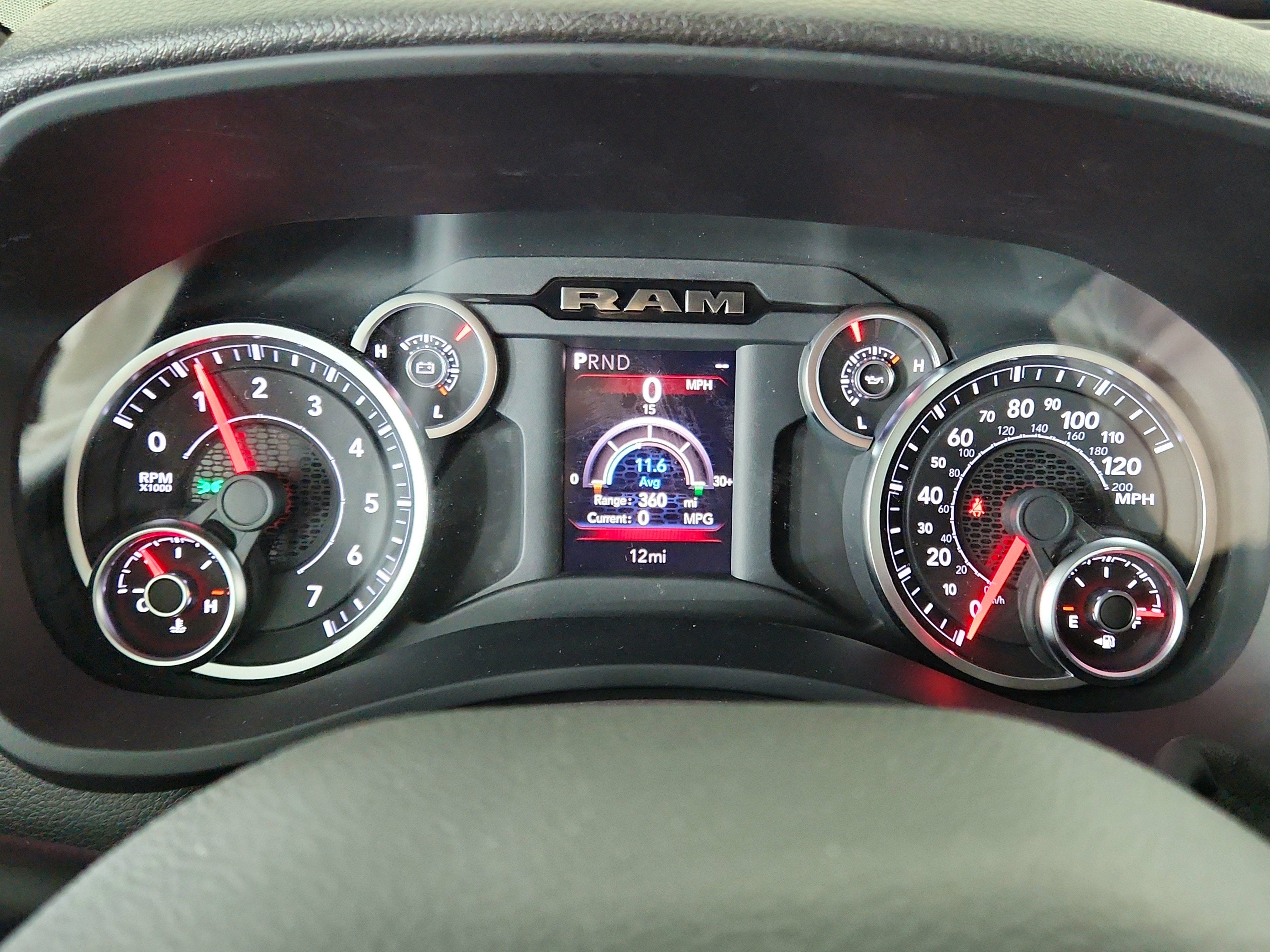 2026 RAM 2500 Tradesman Crew Cab 4x4 6'4' Box