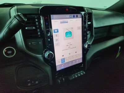 2026 RAM 2500 Tradesman Crew Cab 4x4 6'4' Box