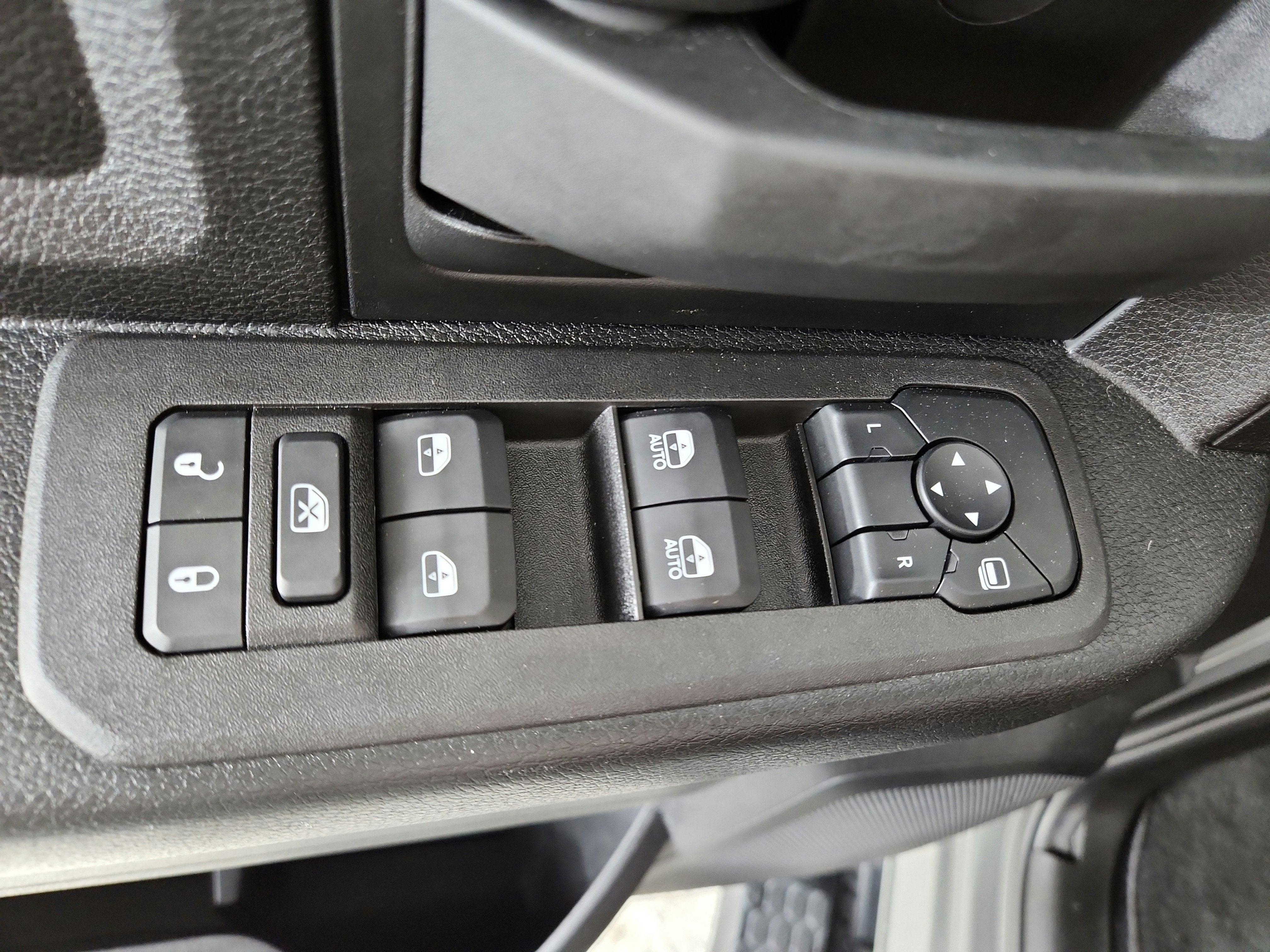 2026 RAM 2500 Tradesman Crew Cab 4x4 6'4' Box