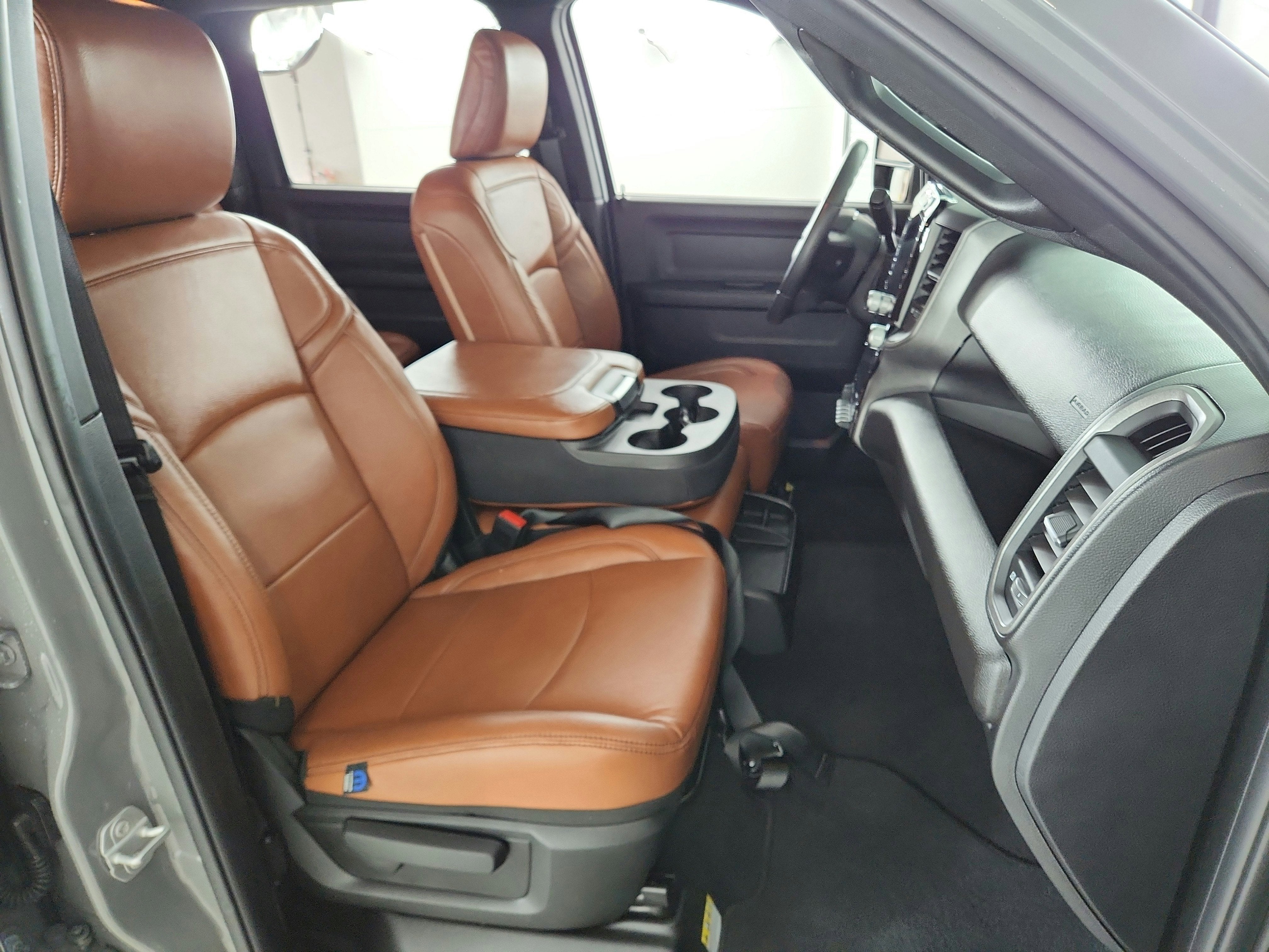 2026 RAM 2500 Tradesman Crew Cab 4x4 6'4' Box