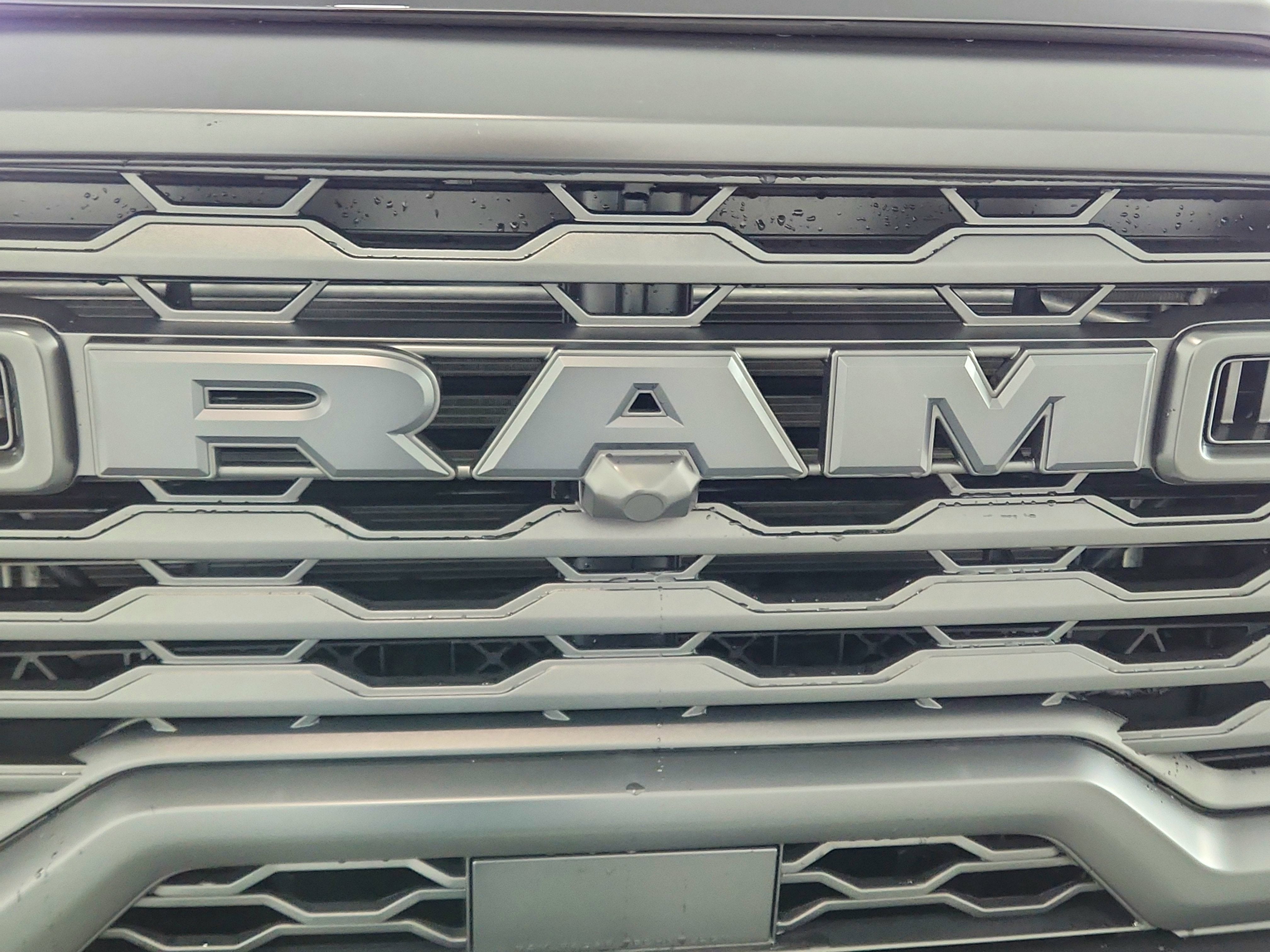 2025 RAM 2500 Tradesman Crew Cab 4x4 6'4' Box