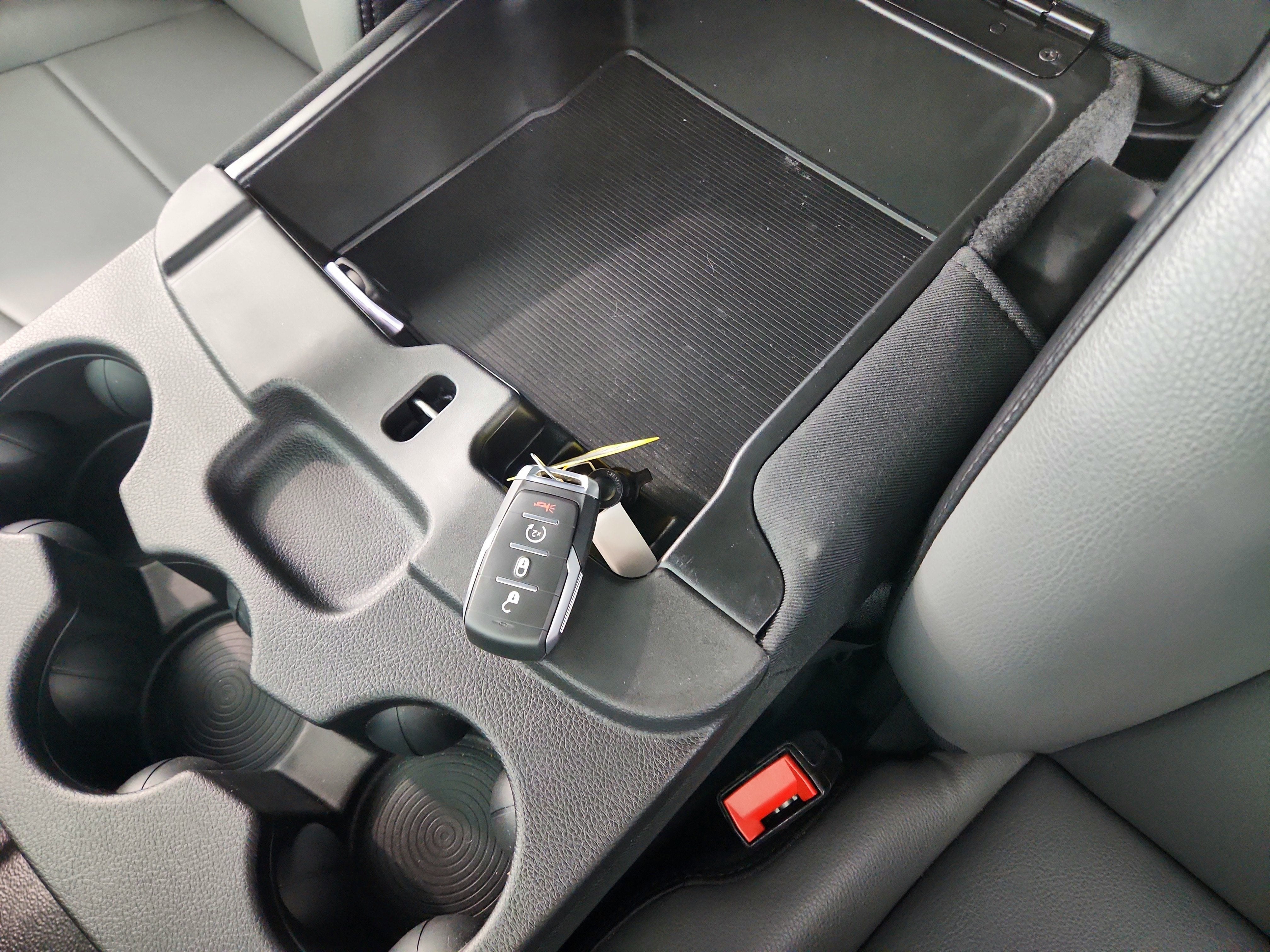 2025 RAM 2500 Tradesman Crew Cab 4x4 6'4' Box