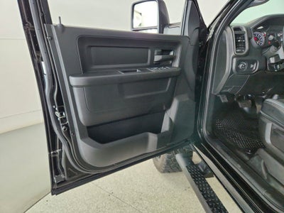 2025 RAM 2500 Tradesman Crew Cab 4x4 6'4' Box