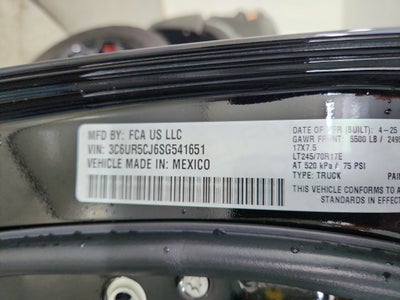 2025 RAM 2500 Tradesman Crew Cab 4x4 6'4' Box