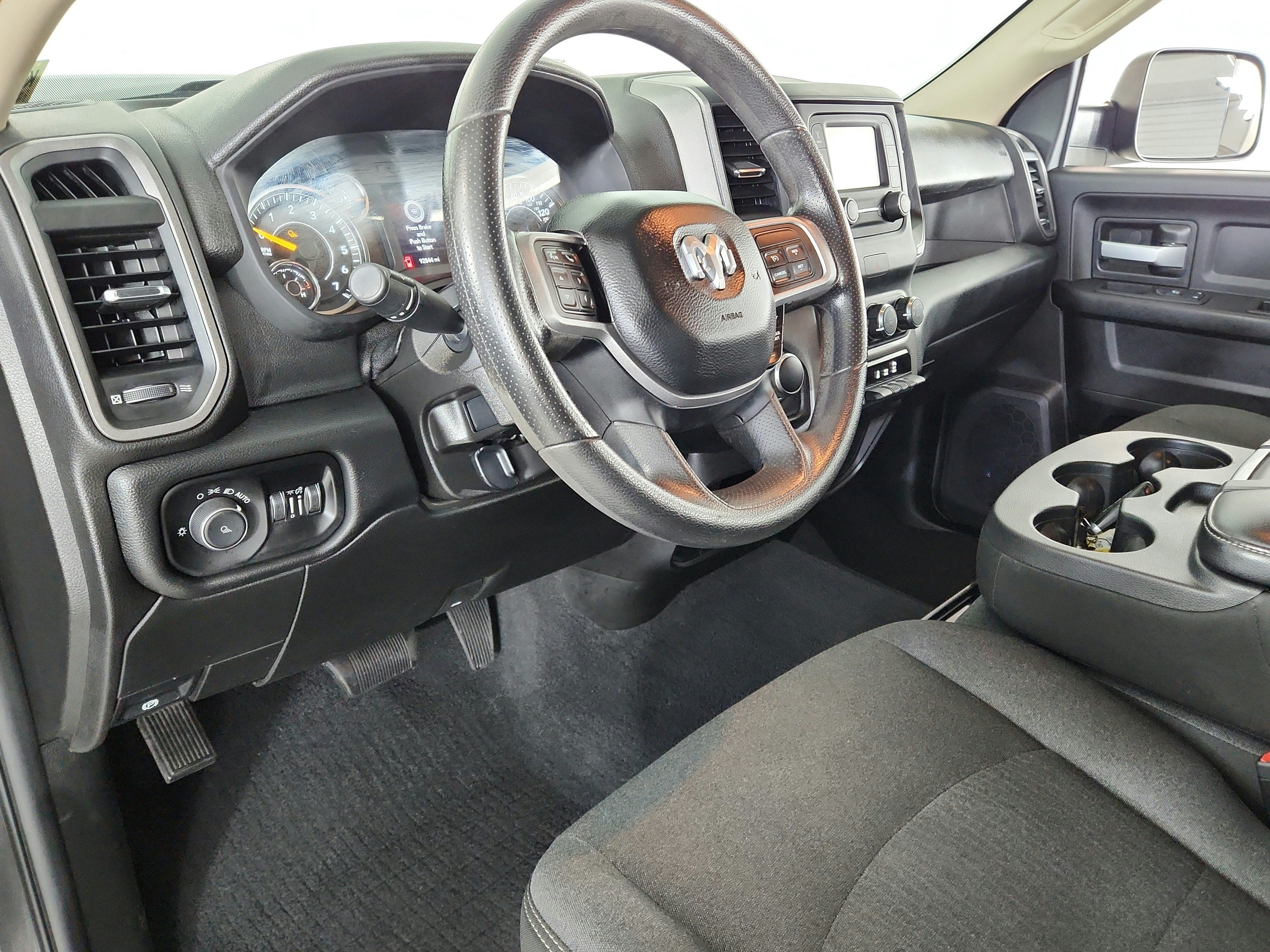 2019 RAM 2500 Tradesman Crew Cab 4x4 6'4' Box