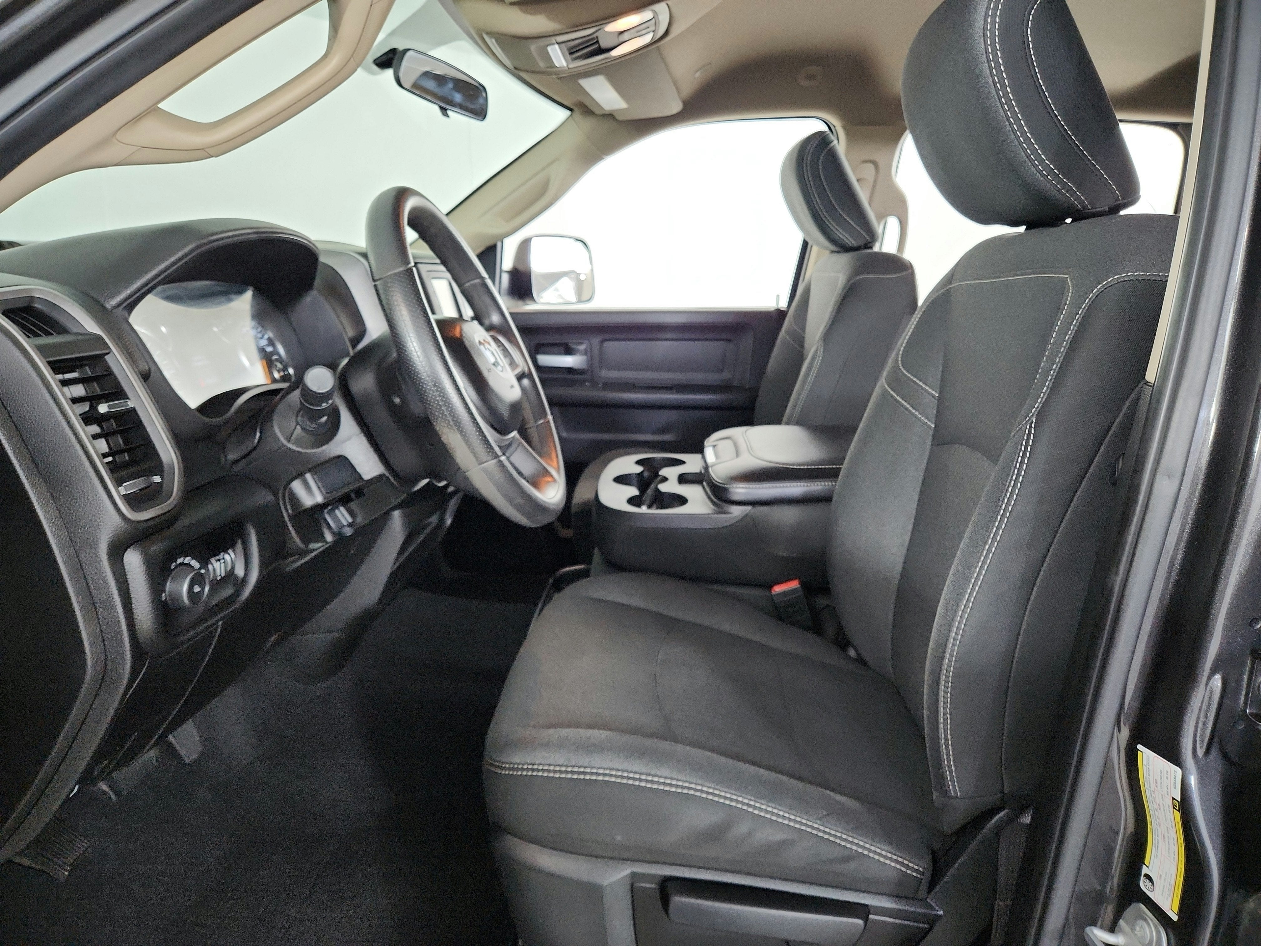 2019 RAM 2500 Tradesman Crew Cab 4x4 6'4' Box