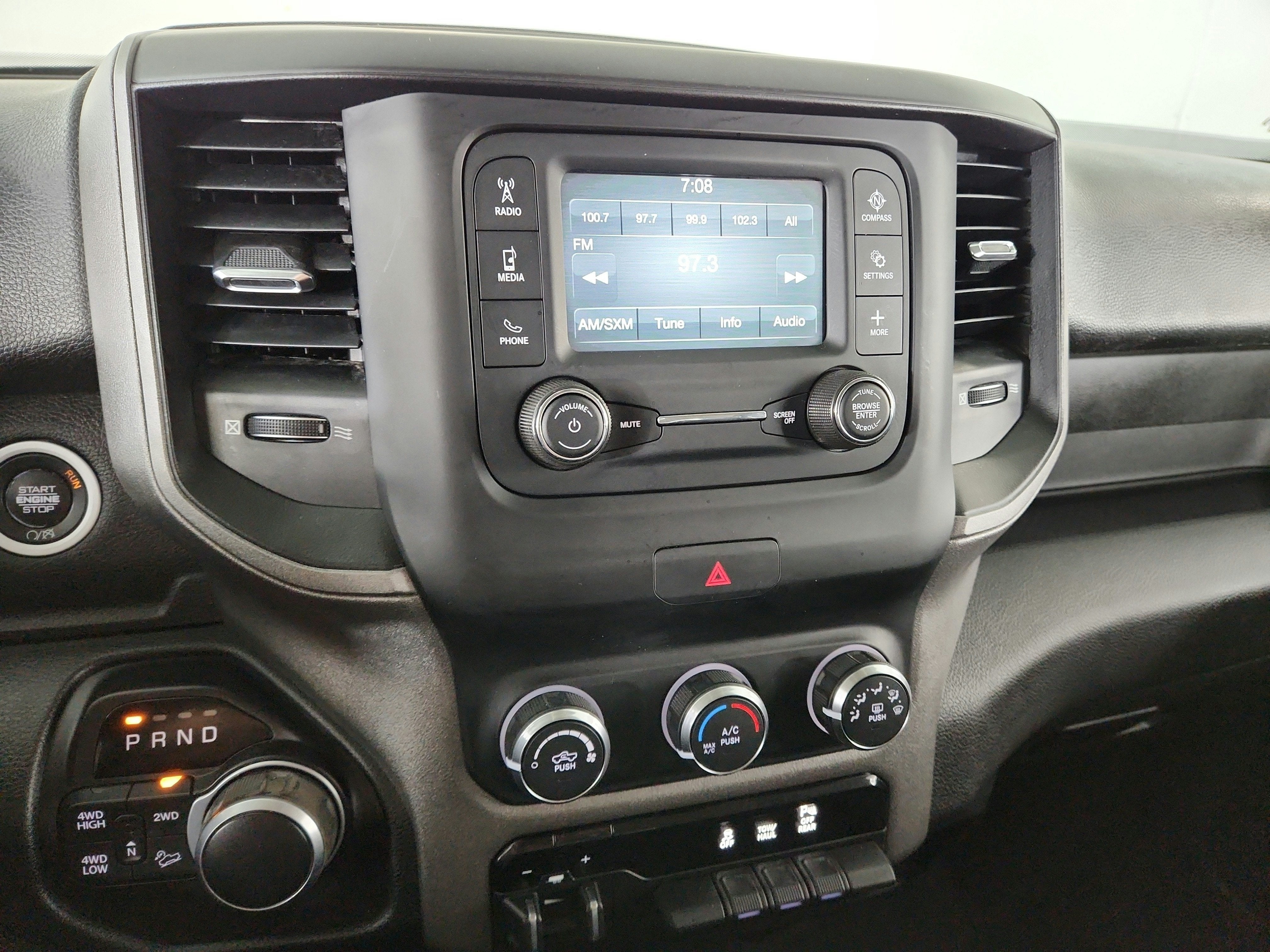 2019 RAM 2500 Tradesman Crew Cab 4x4 6'4' Box