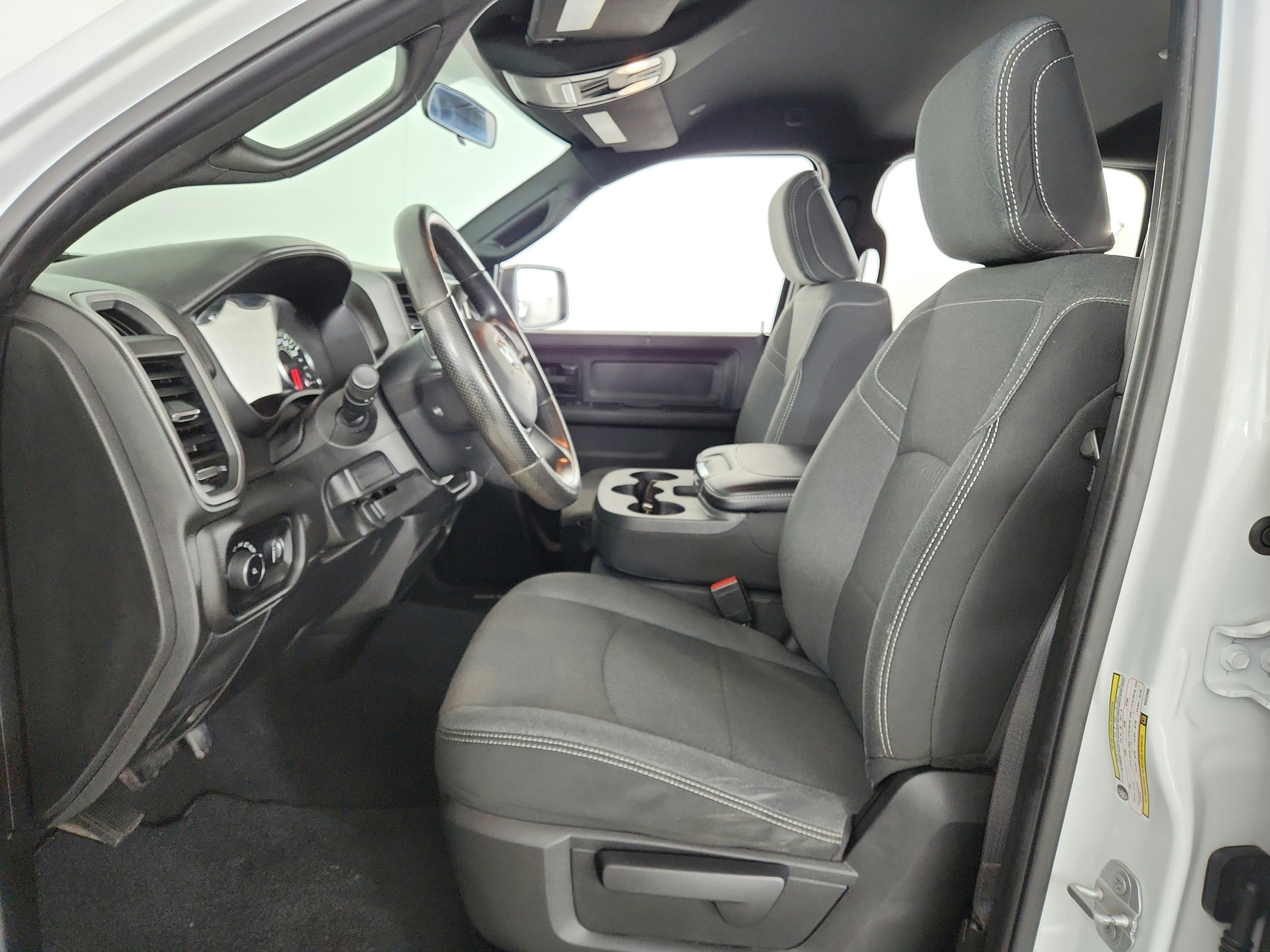 2022 RAM 2500 Tradesman Crew Cab 4x4 6'4' Box