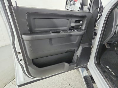 2022 RAM 2500 Tradesman Crew Cab 4x4 6'4' Box