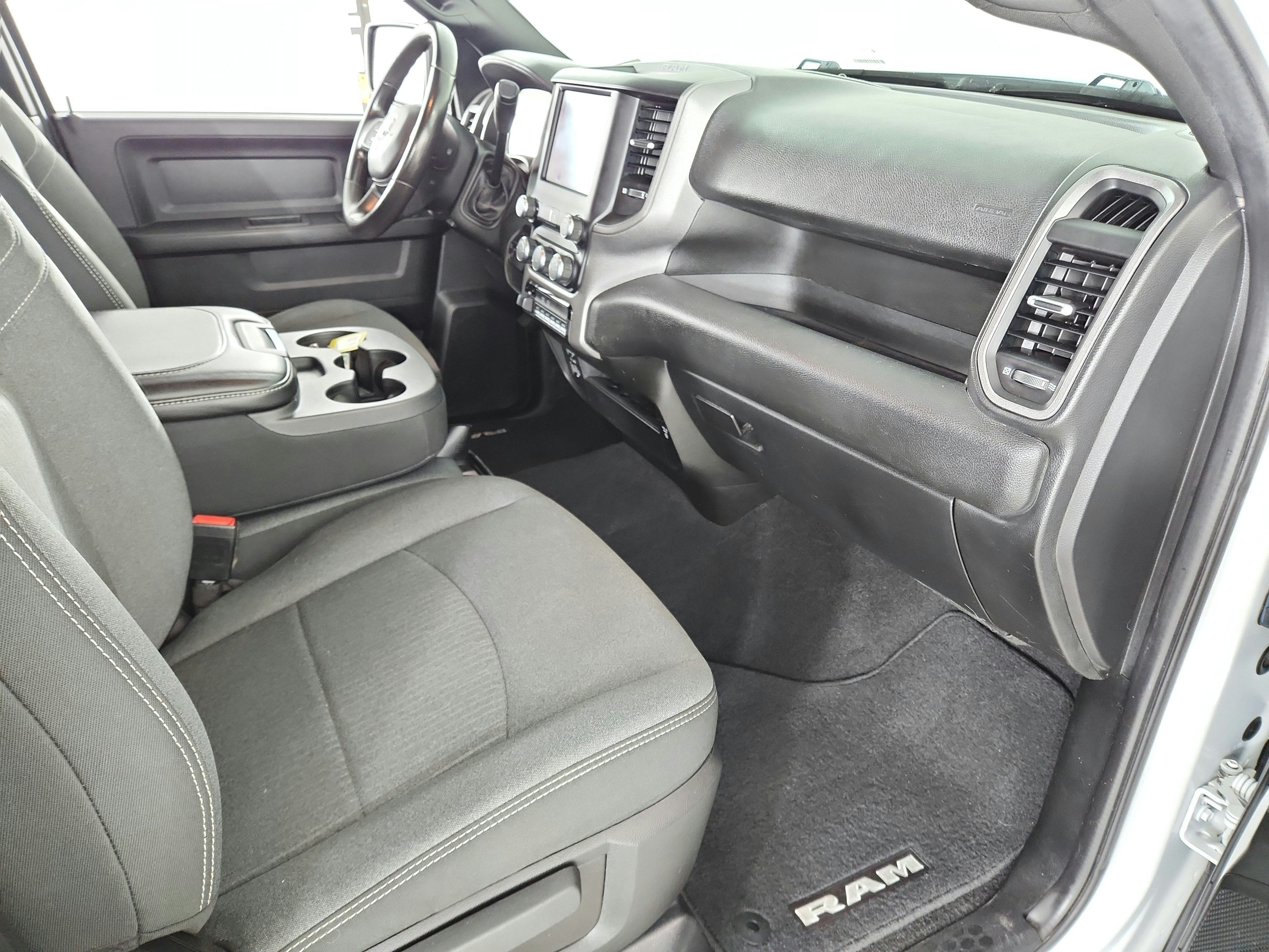 2022 RAM 2500 Tradesman Crew Cab 4x4 6'4' Box