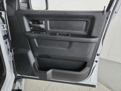 2022 RAM 2500 Tradesman Crew Cab 4x4 6'4' Box