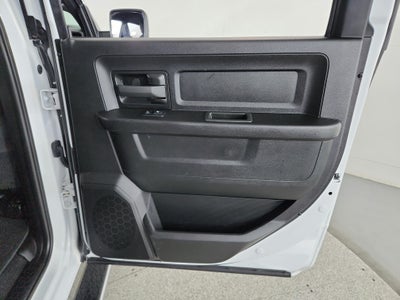 2022 RAM 2500 Tradesman Crew Cab 4x4 6'4' Box