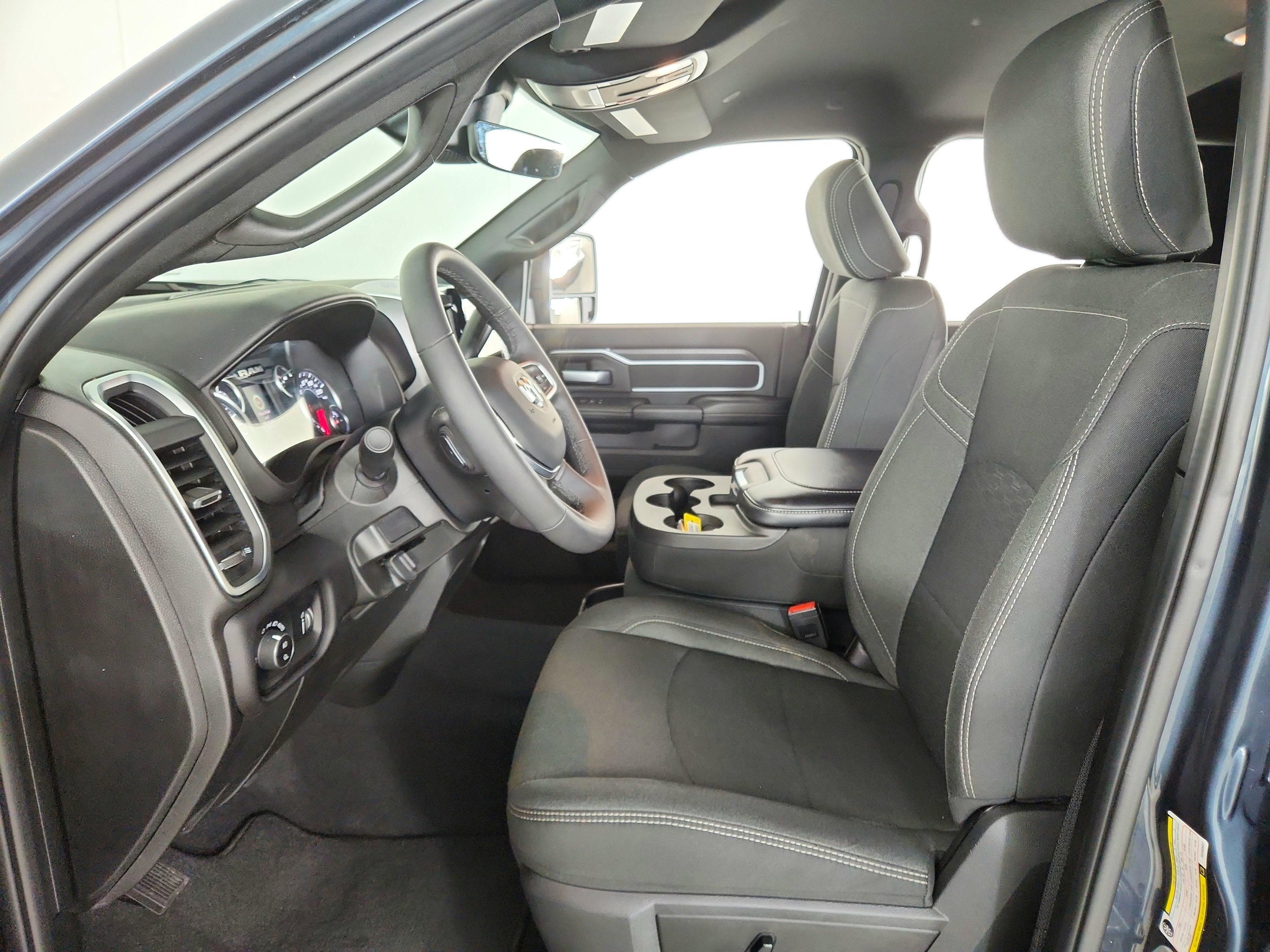 2025 RAM 2500 Big Horn Crew Cab 4x4 6'4' Box