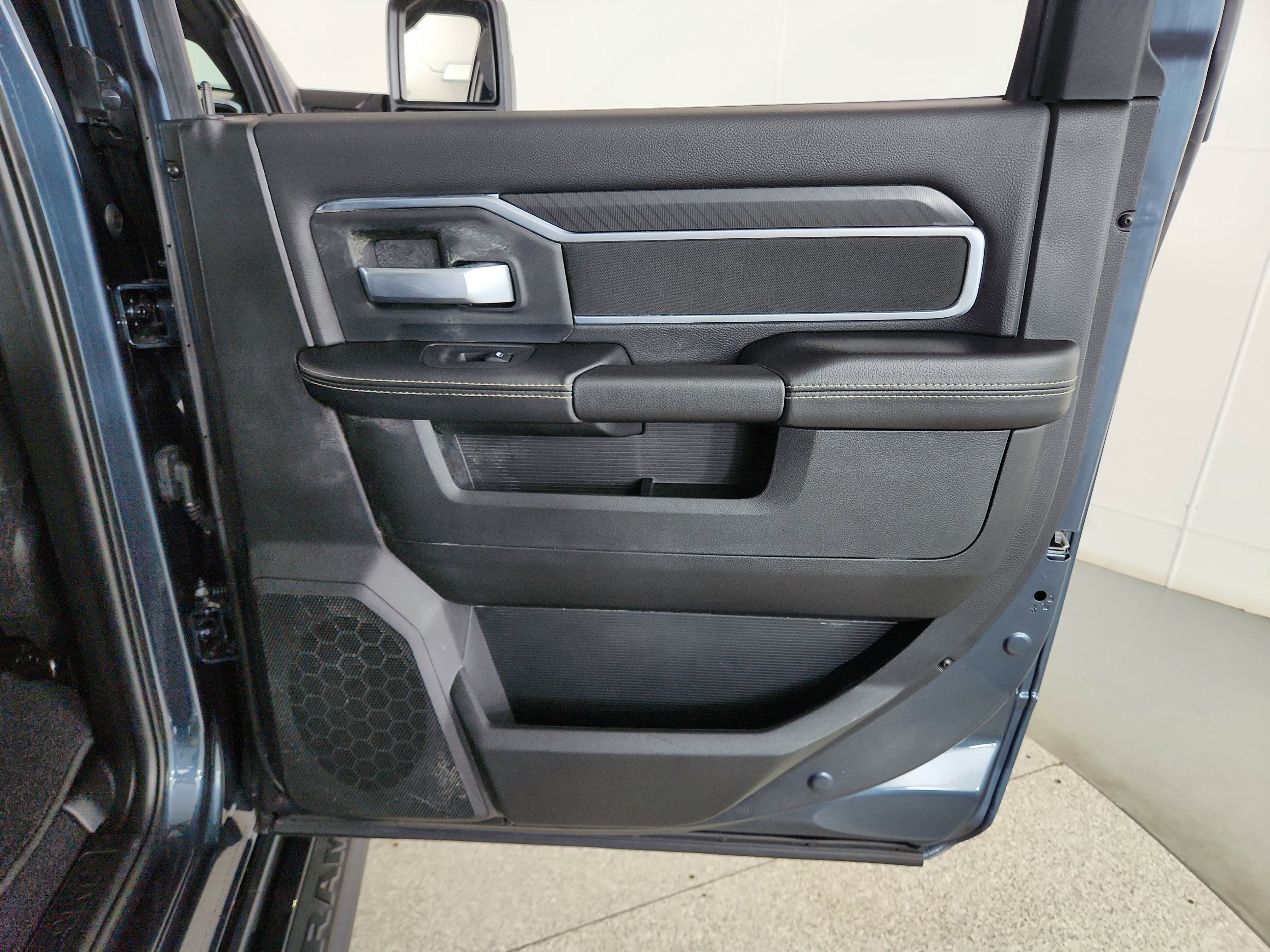 2025 RAM 2500 Big Horn Crew Cab 4x4 6'4' Box