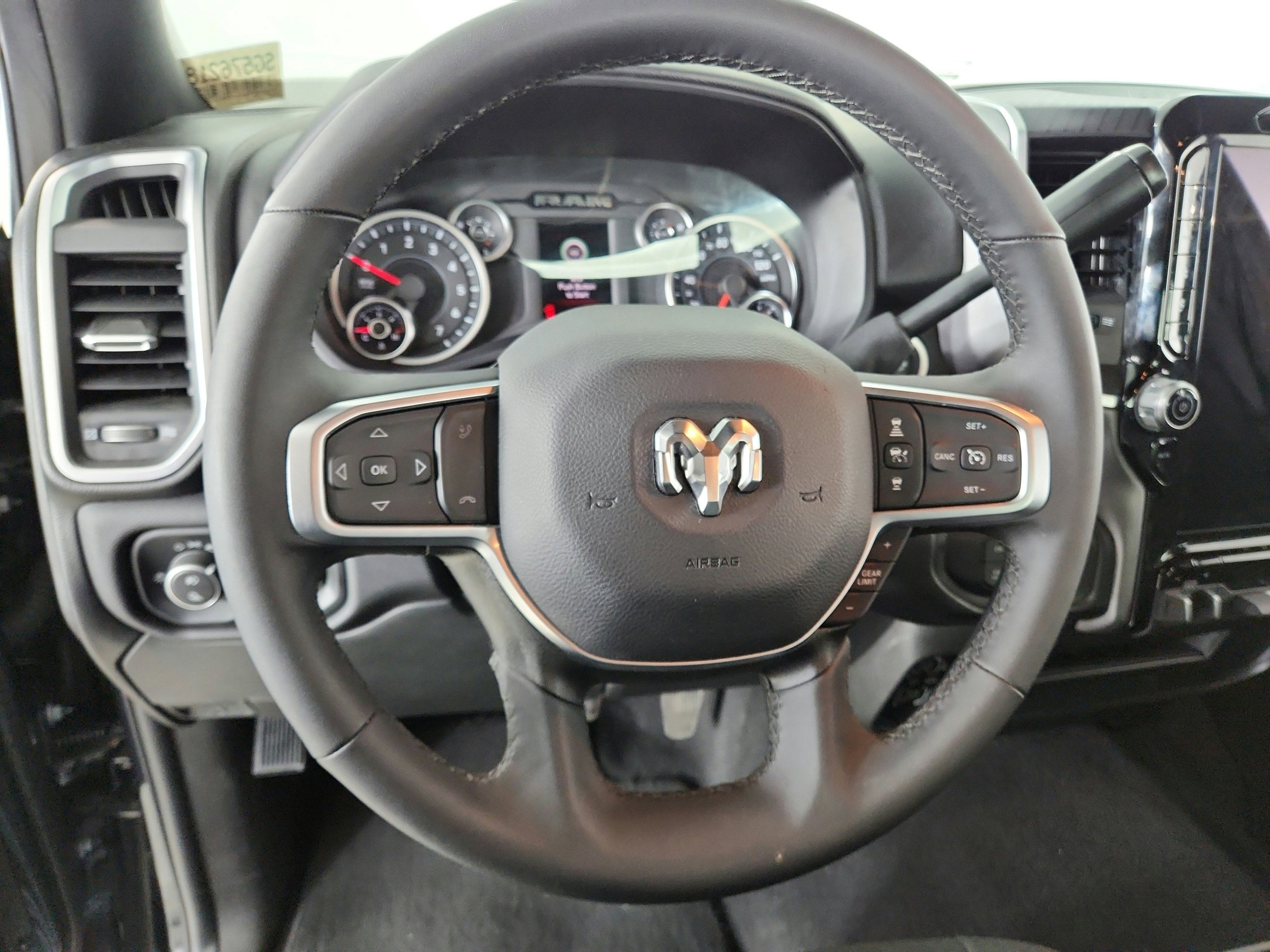 2025 RAM 2500 Big Horn Crew Cab 4x4 6'4' Box