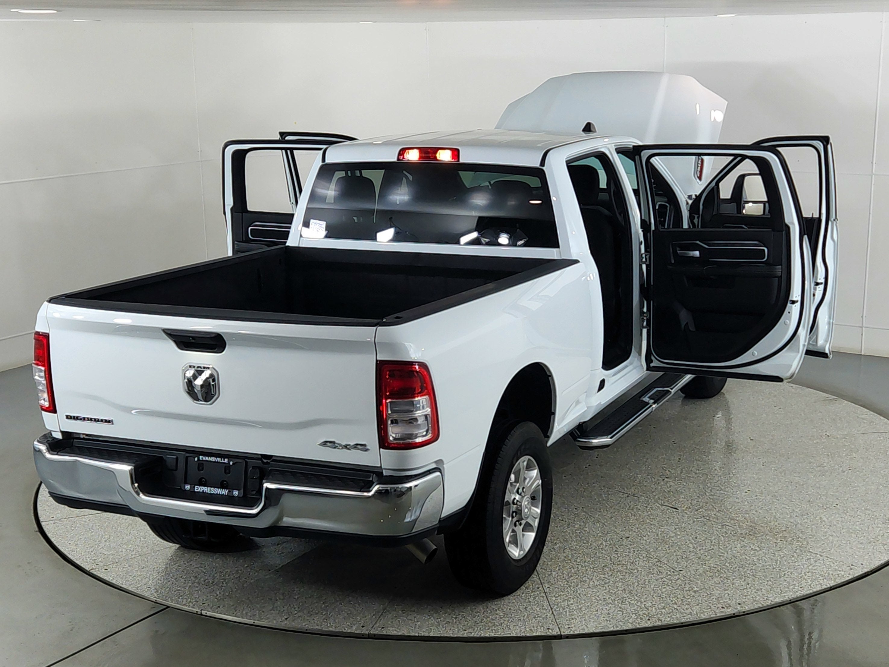 2024 RAM 2500 Big Horn Crew Cab 4x4 6'4' Box