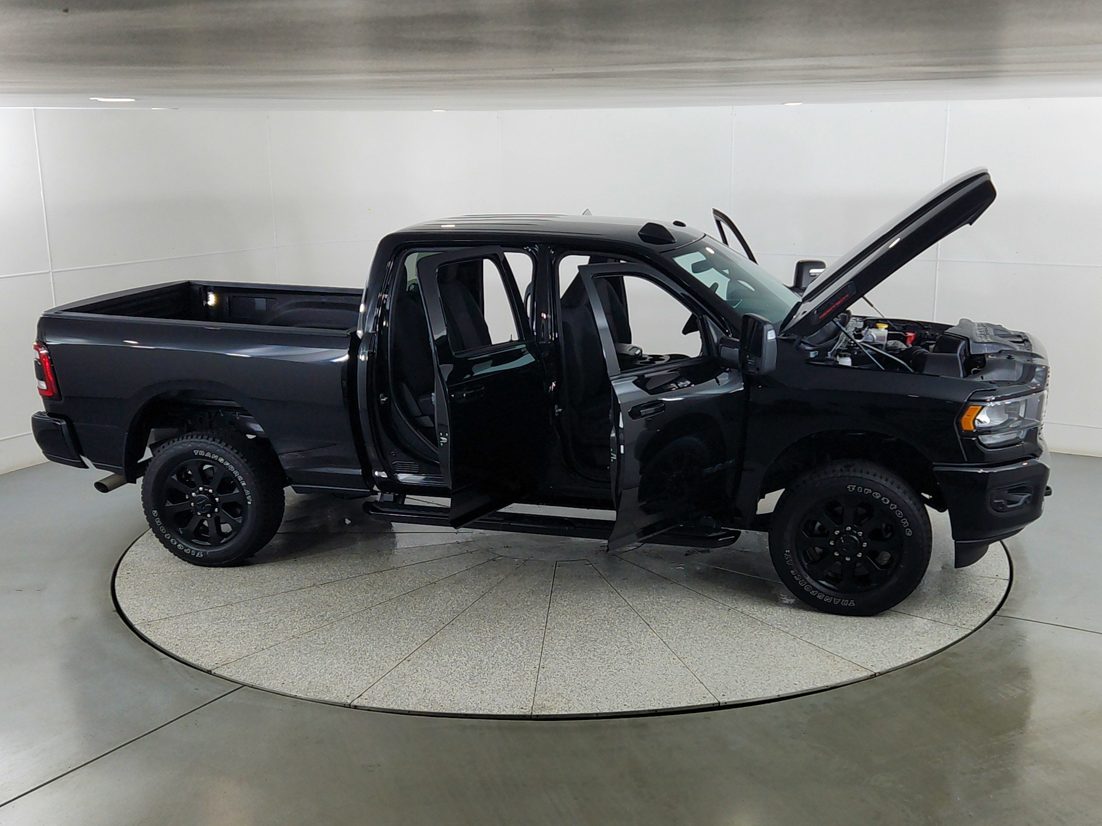 2024 RAM 2500 Big Horn Crew Cab 4x4 6'4' Box