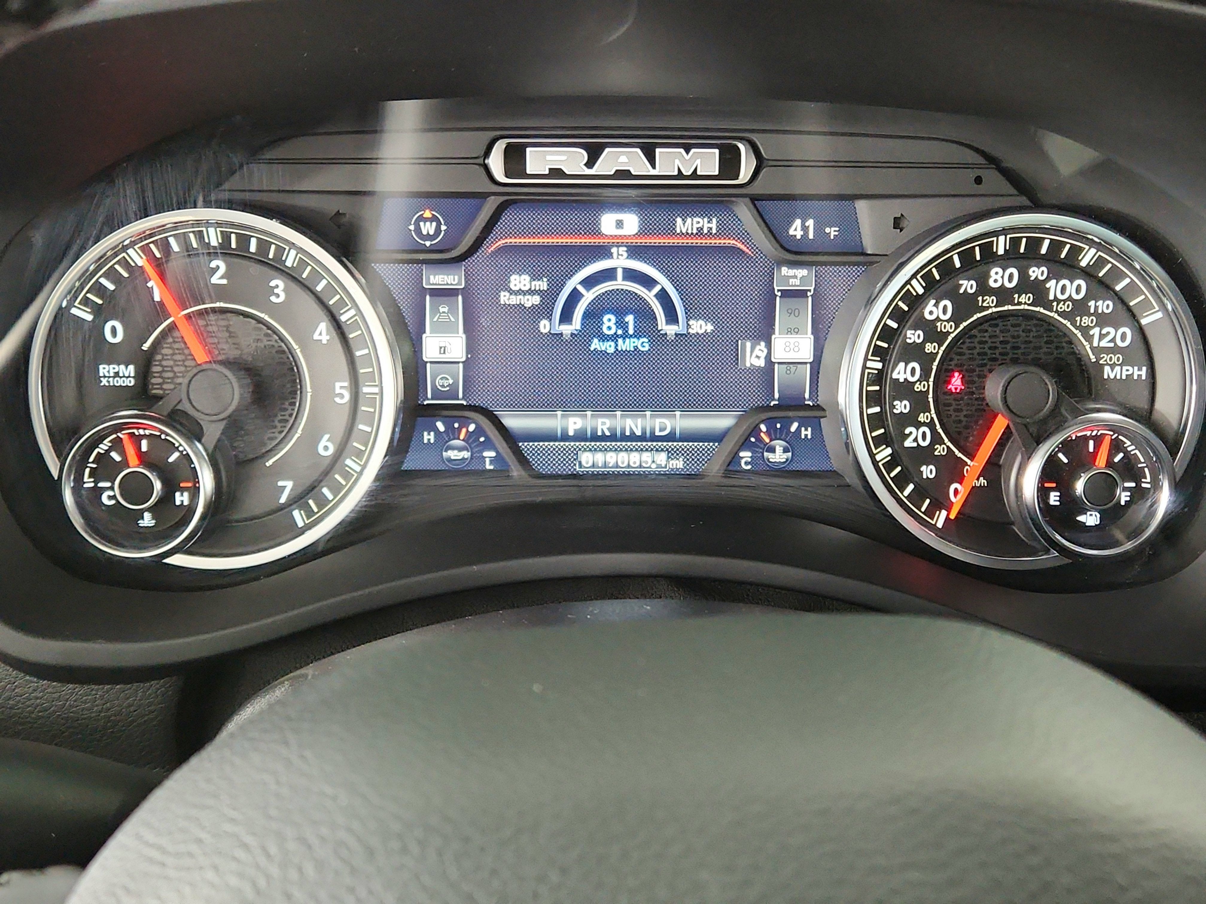 2024 RAM 2500 Big Horn Crew Cab 4x4 6'4' Box