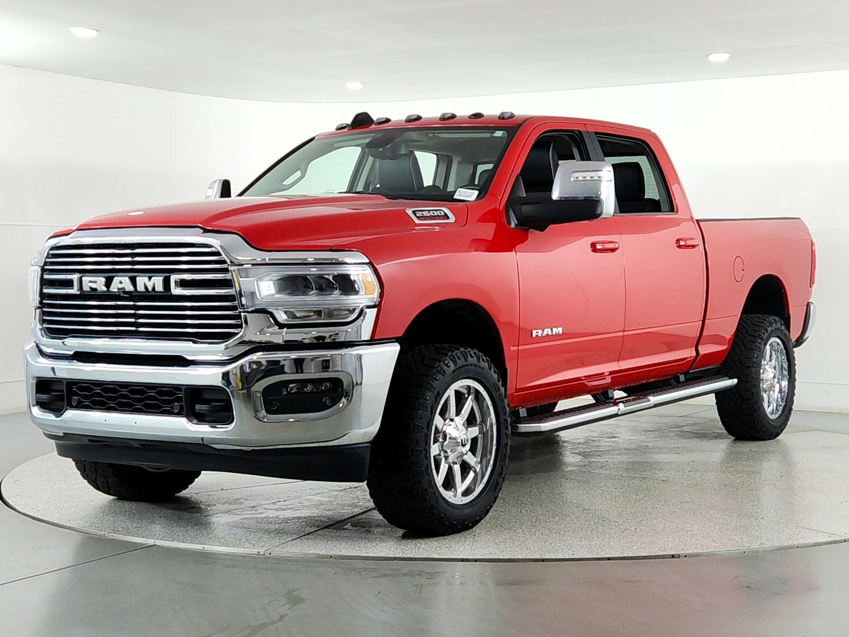 2024 RAM 2500 Laramie Crew Cab 4x4 6'4' Box