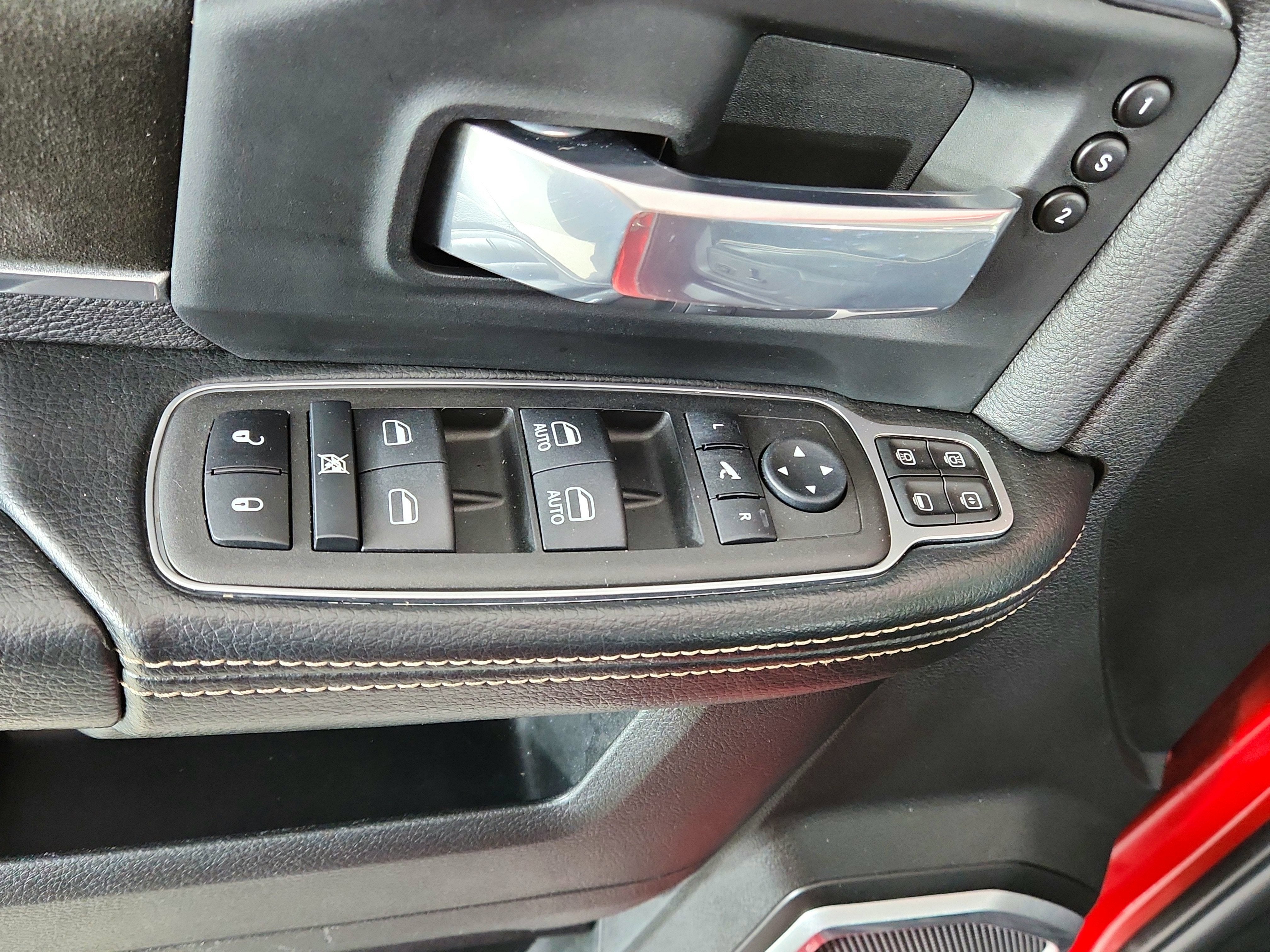 2024 RAM 2500 Laramie Crew Cab 4x4 6'4' Box