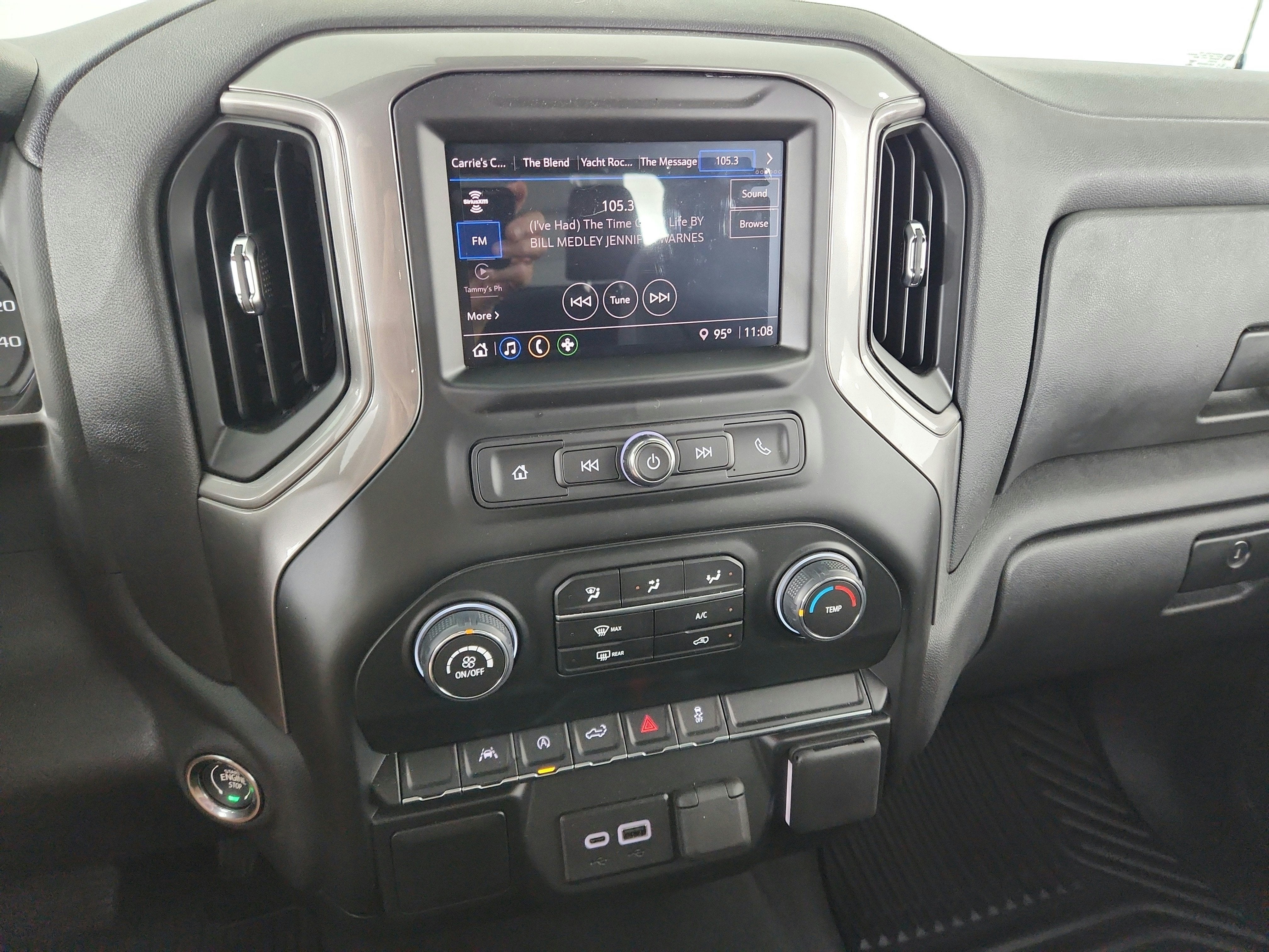 2026 Chevrolet Silverado 1500 4WD Crew Cab Short Bed Custom