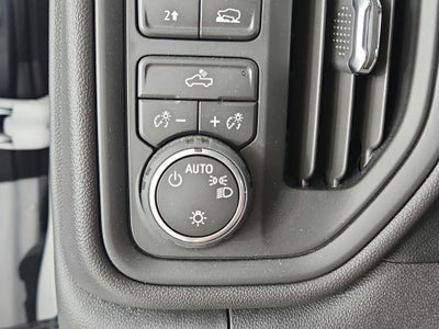 2026 Chevrolet Silverado 1500 4WD Crew Cab Short Bed Custom