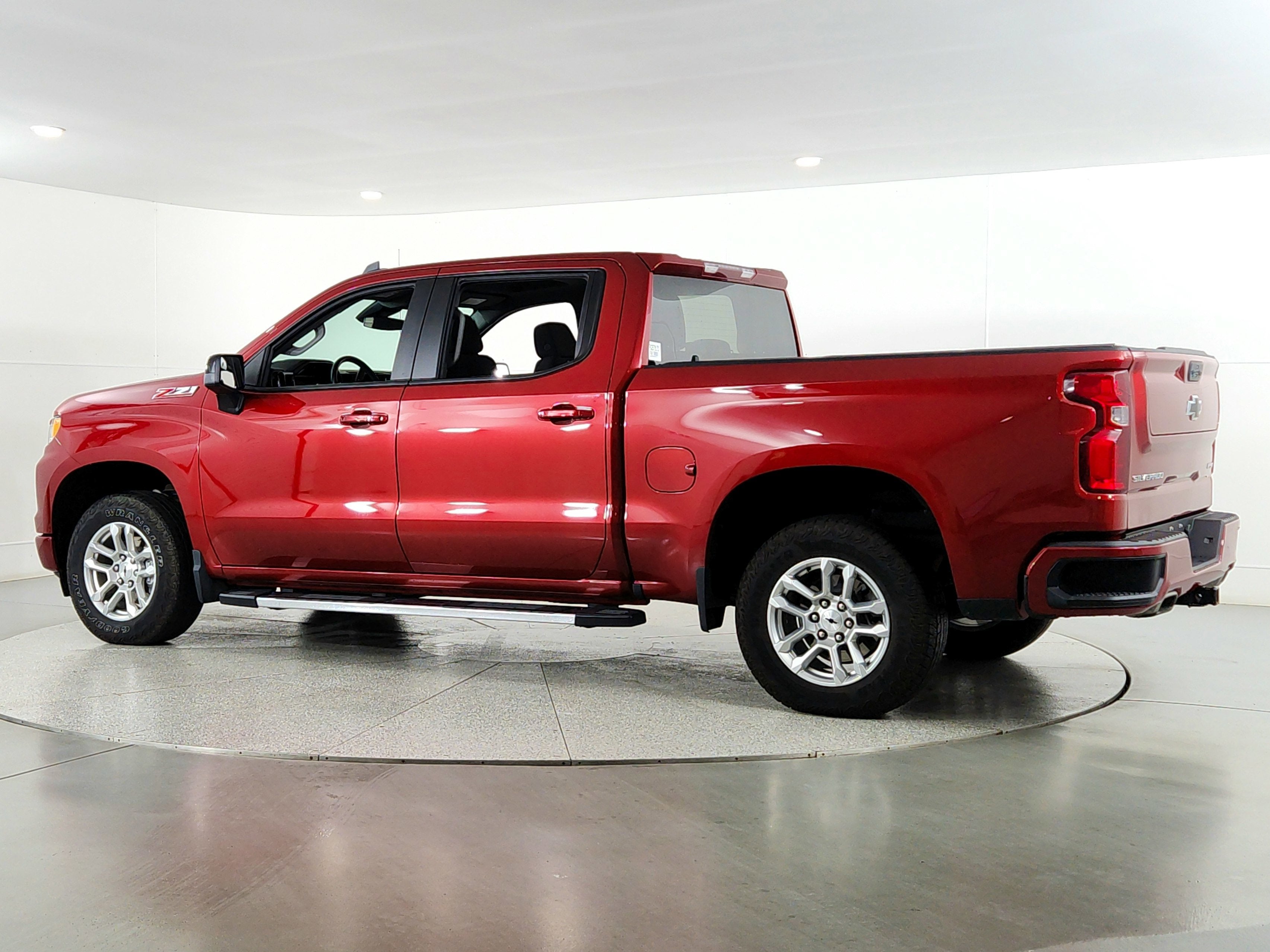 2023 Chevrolet Silverado 1500 4WD Crew Cab Short Bed RST